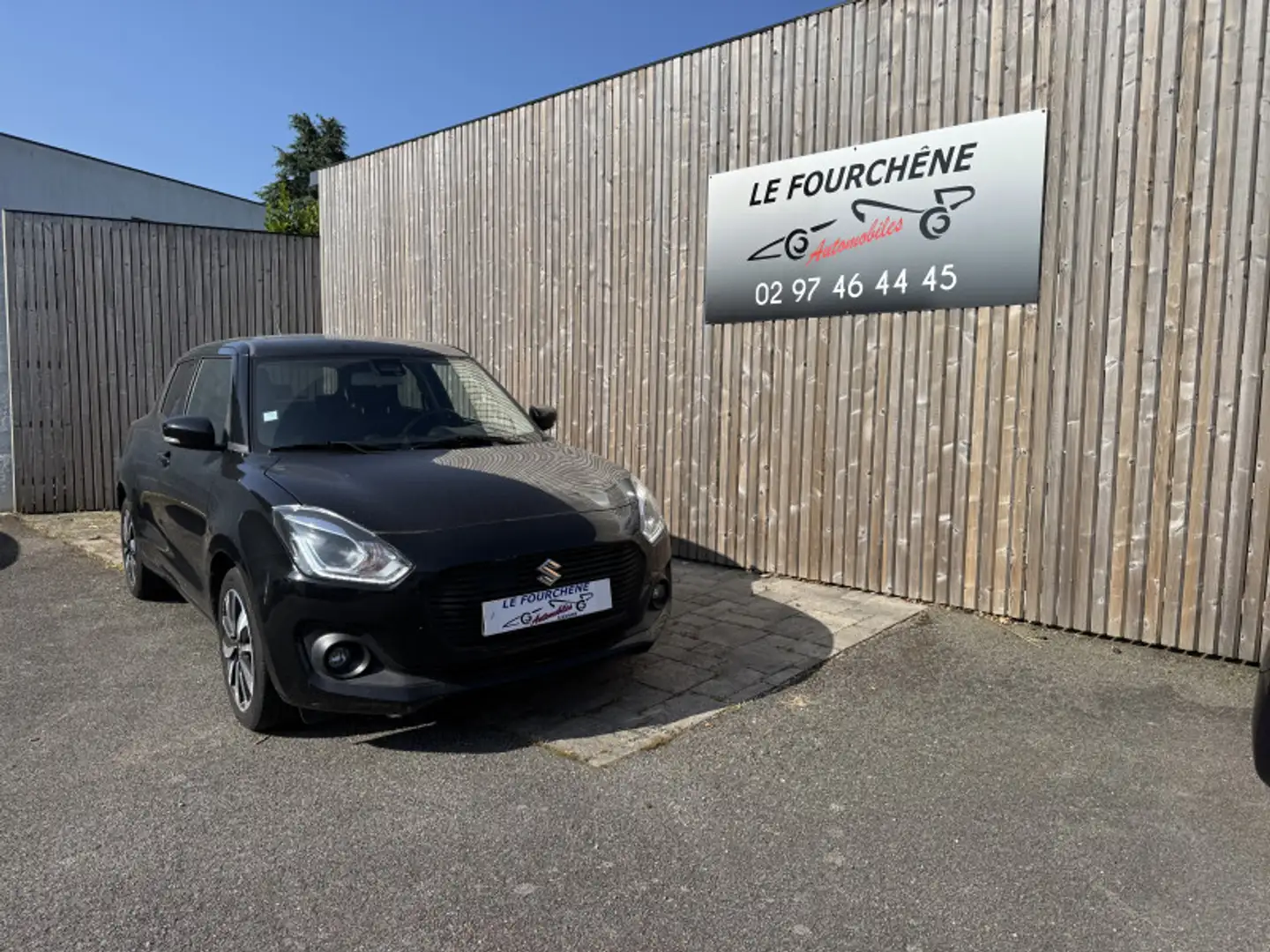 Suzuki Swift 1.0 BOOSTERJET 111CH PACK AUTO Noir - 1