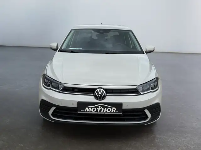 Volkswagen Polo view 6