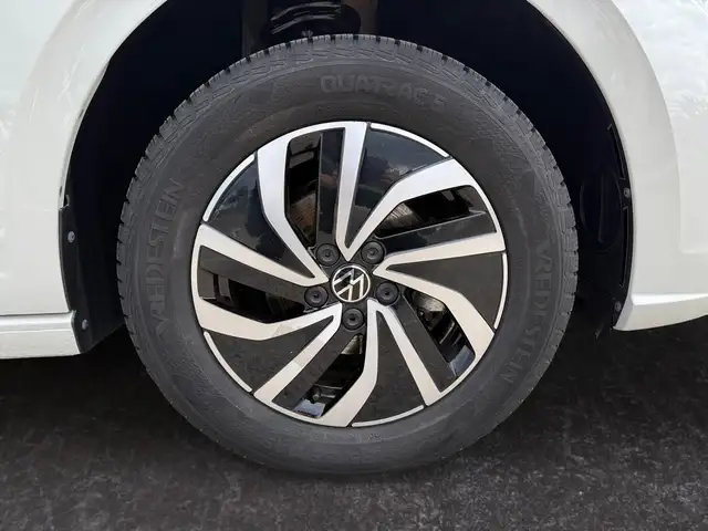 Volkswagen Polo view 15
