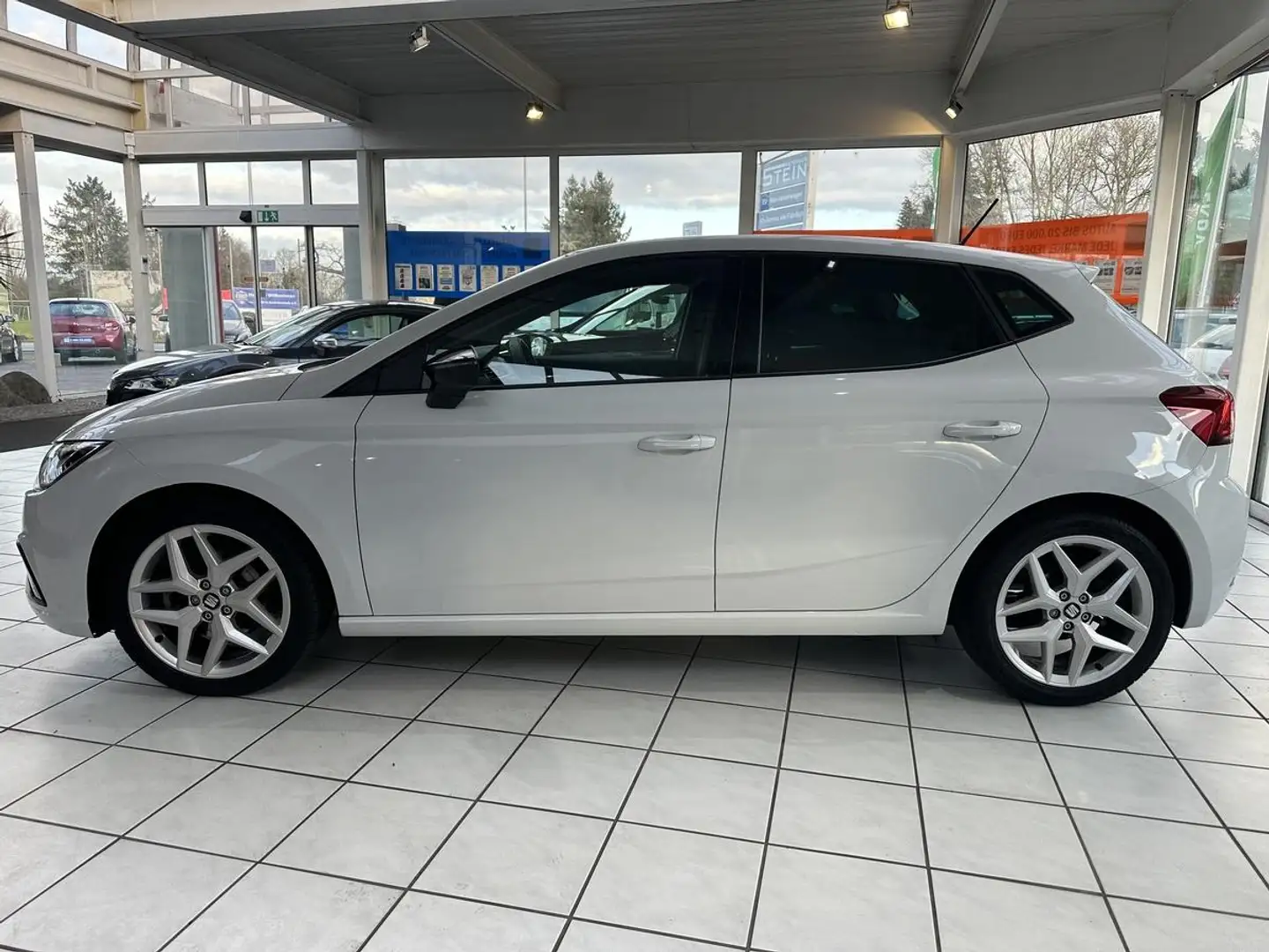 SEAT Ibiza 1.0 TSI FR (EURO 6d-TEMP) - 2