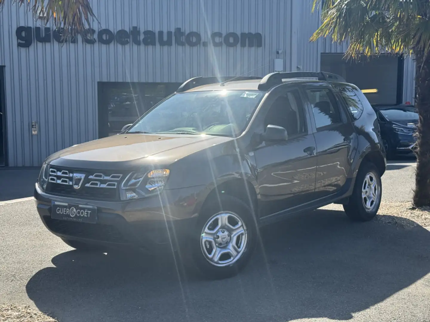Dacia Duster 1.5 DCI 110CH SILVER LINE 4X2 Brun - 2