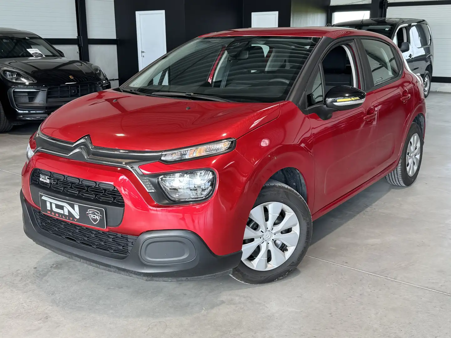 Citroen C3 ✅ 1.2i - premier propri - carnet complet - 29.00 Rouge - 1