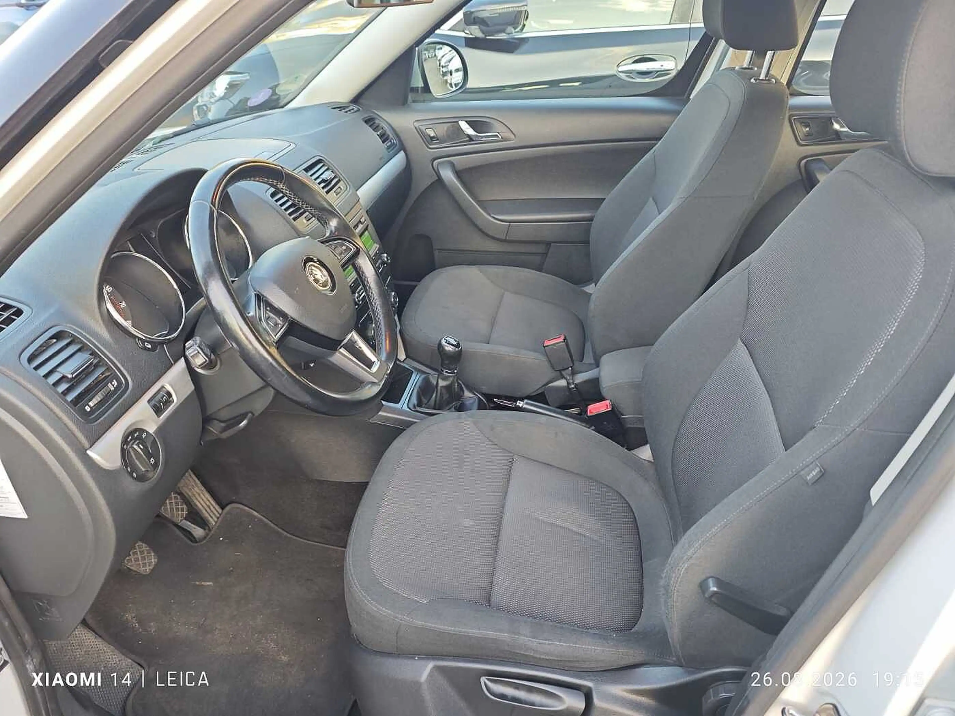 Skoda Yeti 1.2 TSI Active — photo 9