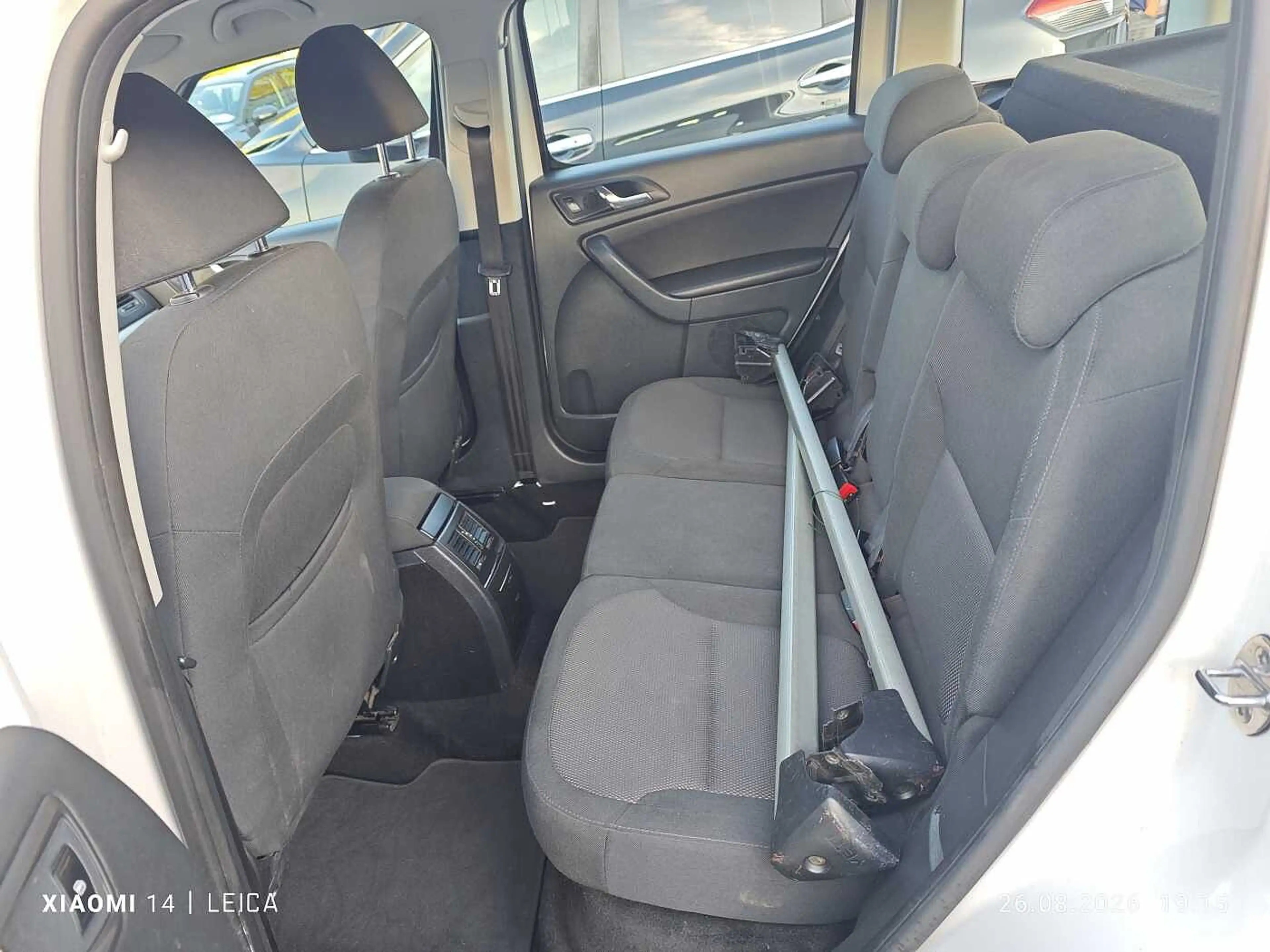 Skoda Yeti 1.2 TSI Active — photo 11