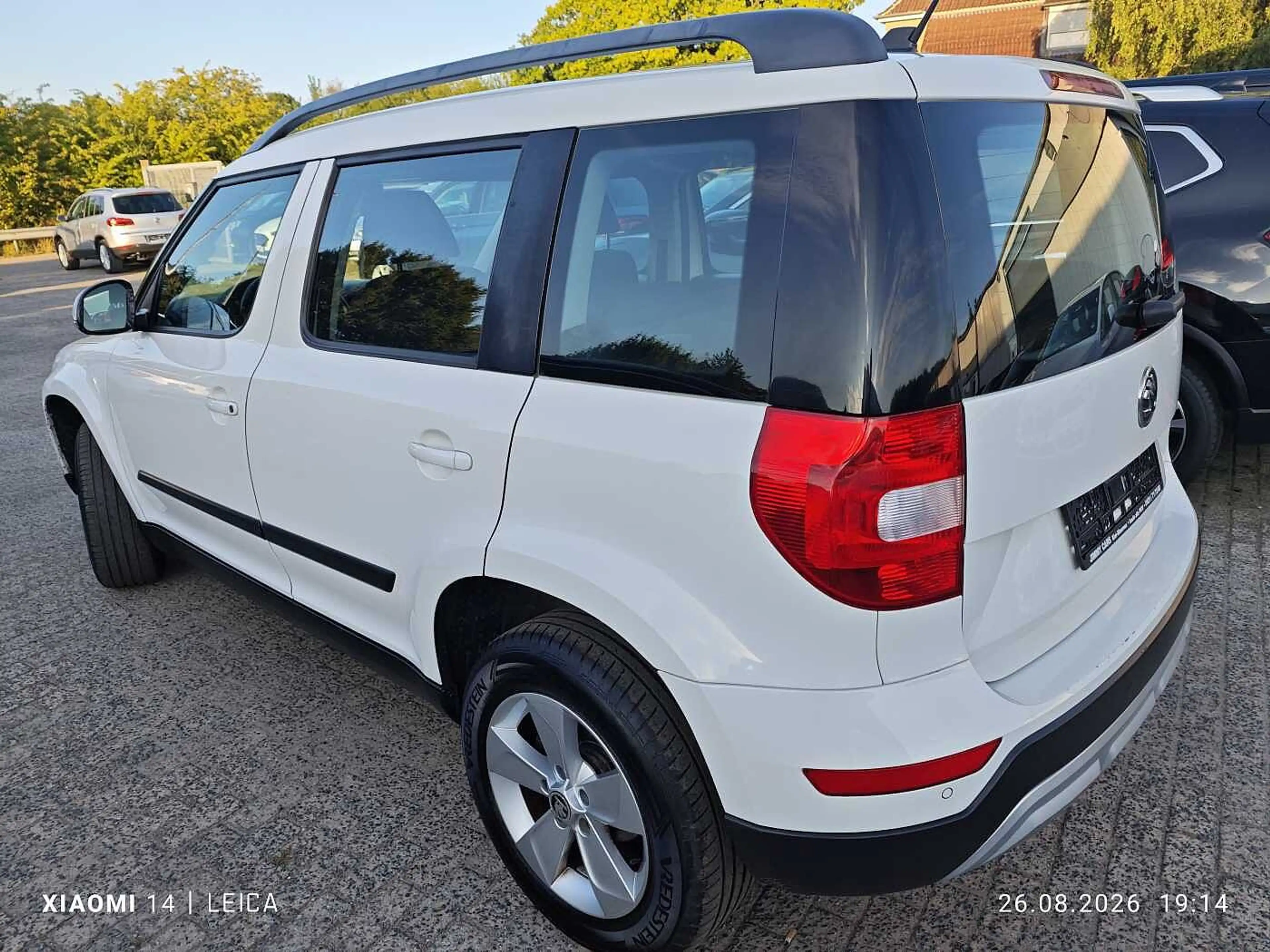 Skoda Yeti 1.2 TSI Active — photo 3
