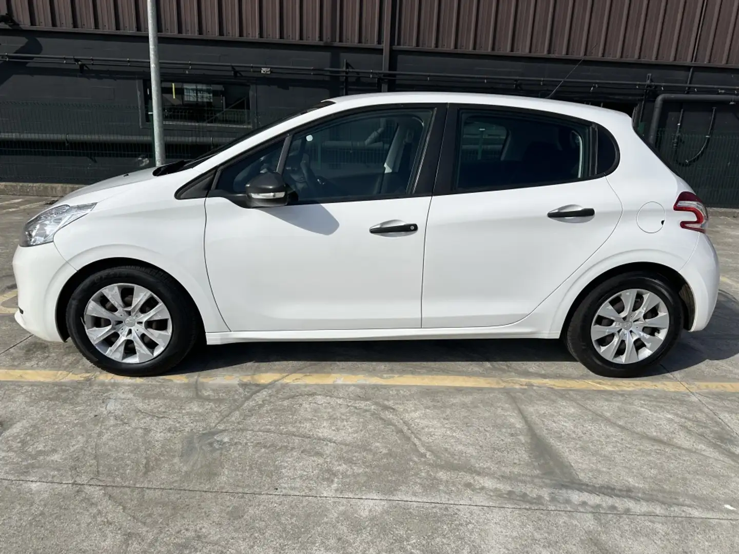 Peugeot 208 1.4HDi Access Blanco - 2
