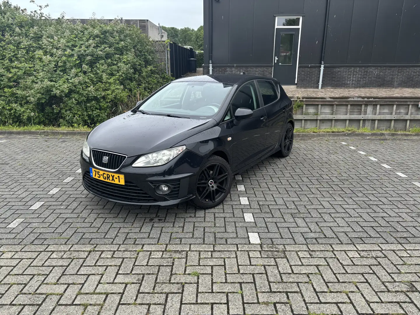 SEAT Ibiza 1.6 Sport-up Zwart - 1