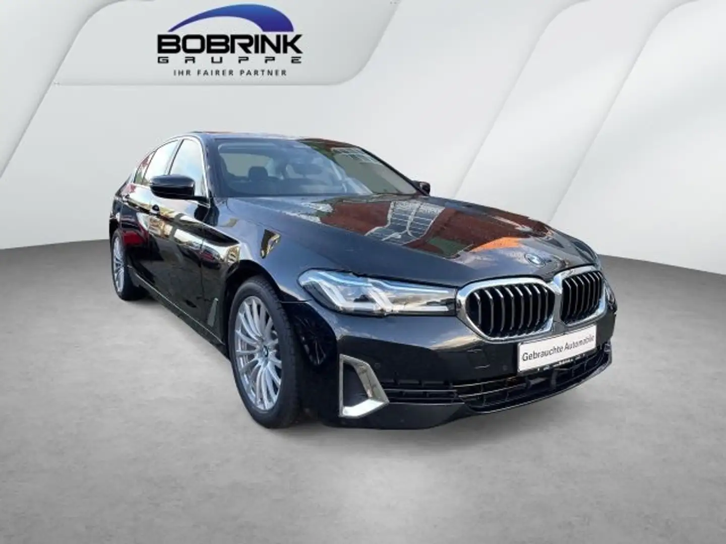 BMW 530 Line Mild-Hybrid EU6d d xDrive Lim Luxury Head-Up Чорний - 2