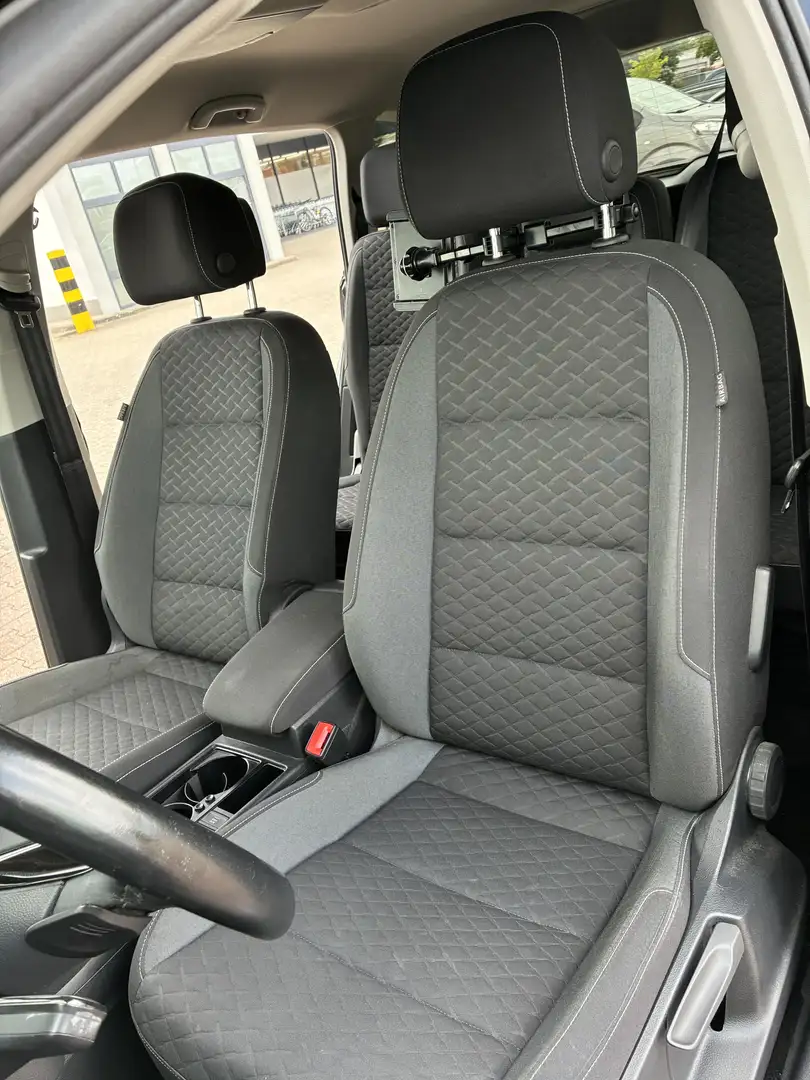 Volkswagen Touran Touran 2.0 TDI SCR DSG Join R-Line Schwarz - 2