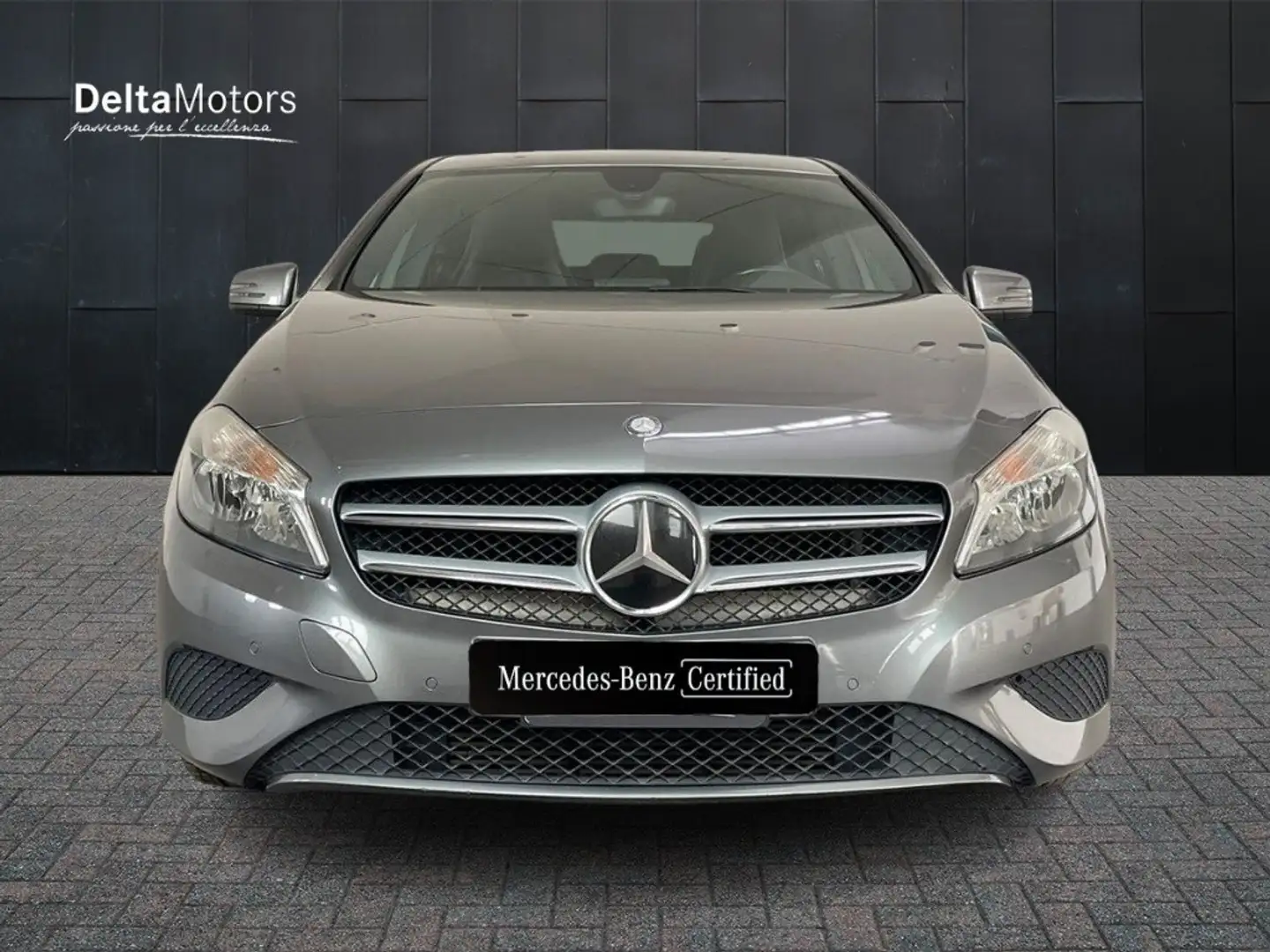 Mercedes-Benz A 180 180 cdi (be) Sport Gris - 2