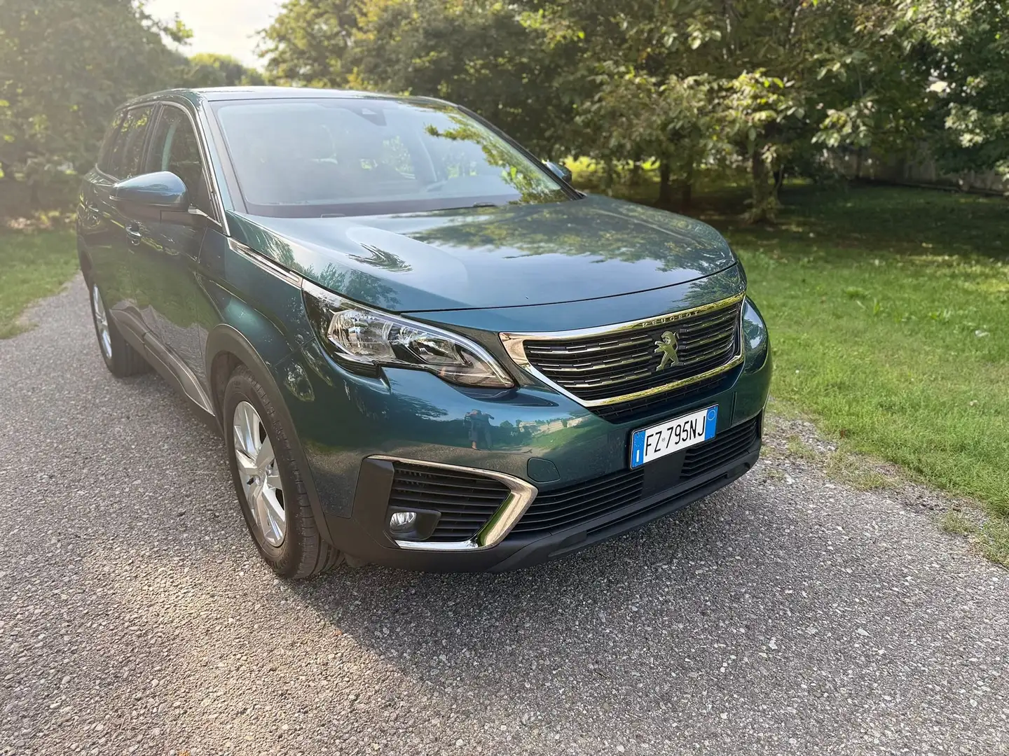 Peugeot 5008 7 POSTI 1.5 bluehdi Allure s Bleu - 1