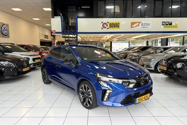 Mitsubishi Colt view 4