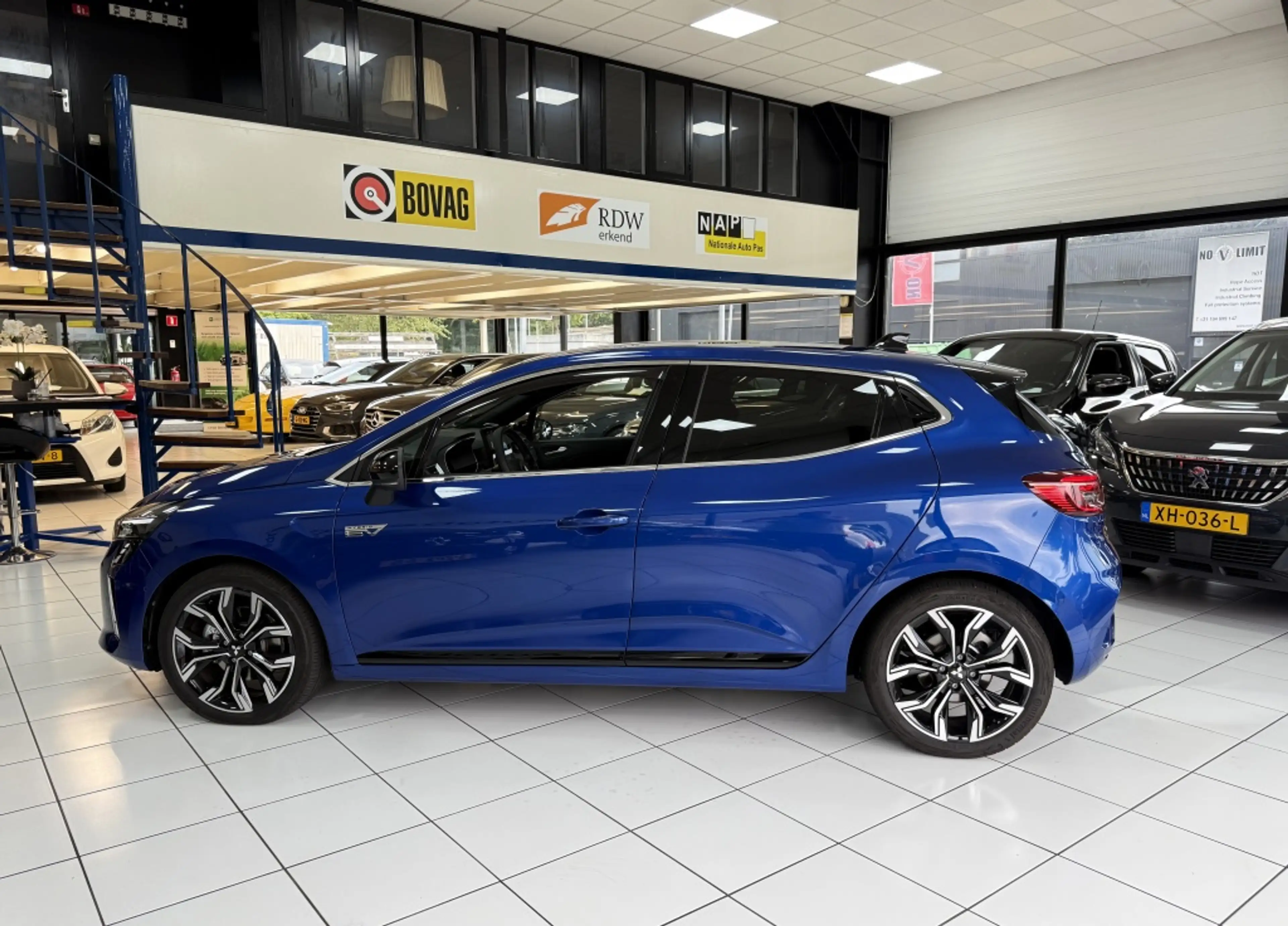 Mitsubishi Colt 1.6 HEV Instyle 8 Jaar Fabriek Garantie — photo 10