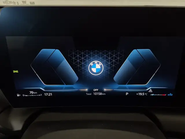 BMW 1 Series view 15