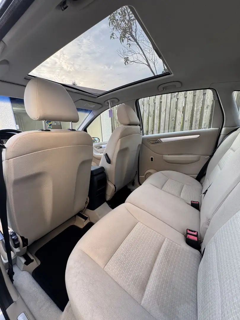 Mercedes-Benz B 170 Beige Interior - 1