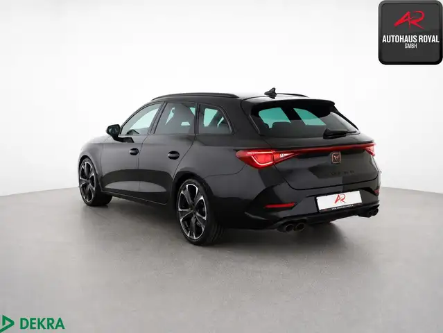Cupra Leon view 3