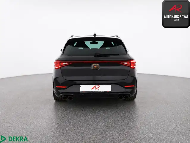 Cupra Leon view 4
