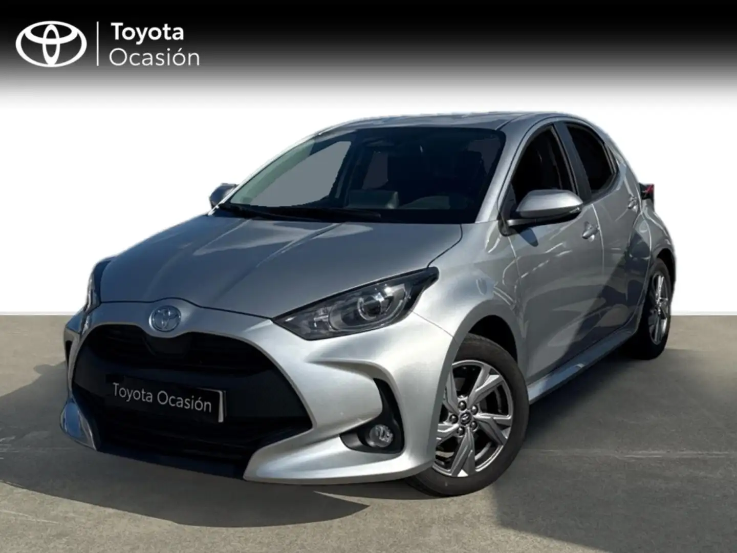 Toyota Yaris 120H 1.5 Active Plus Gris - 1