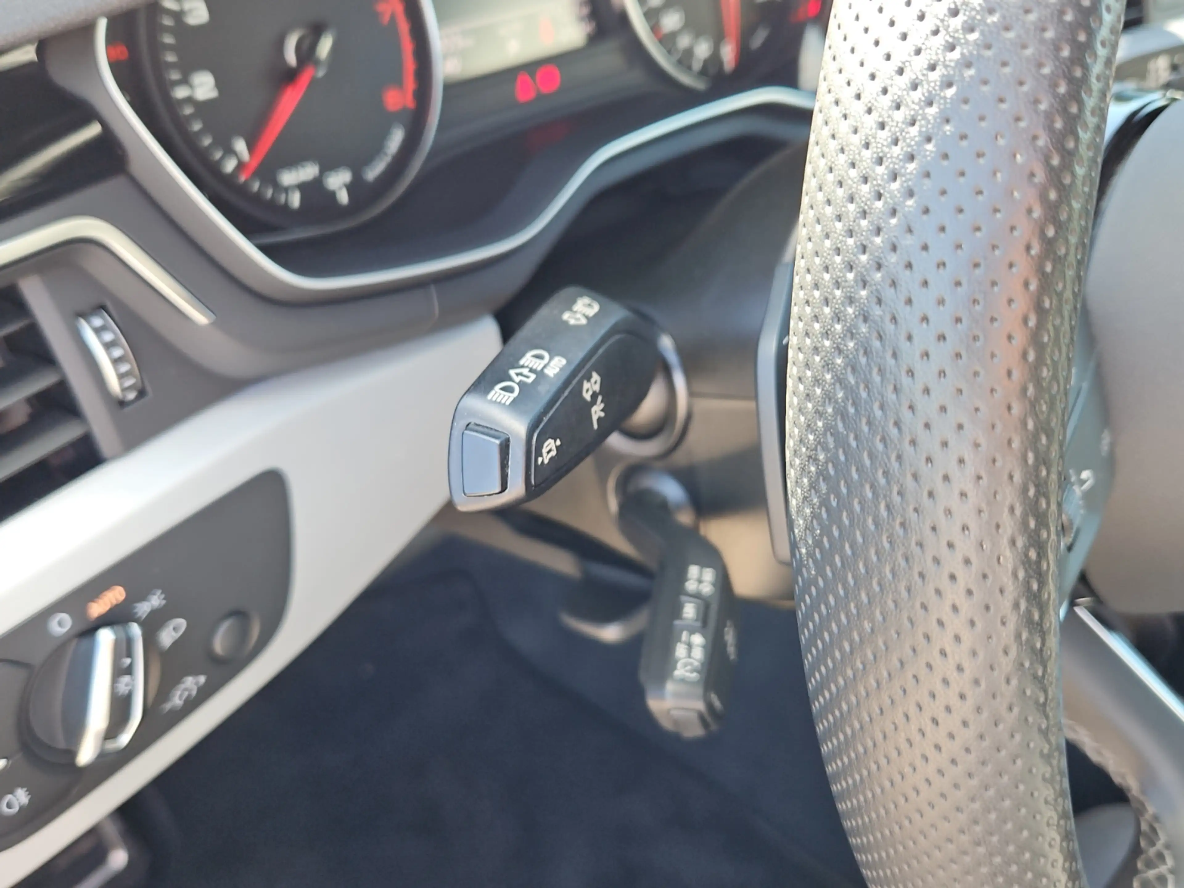 Audi A5 Cabrio 40 TFSI S tronic S line NaviPlus Matrix ... — photo 14