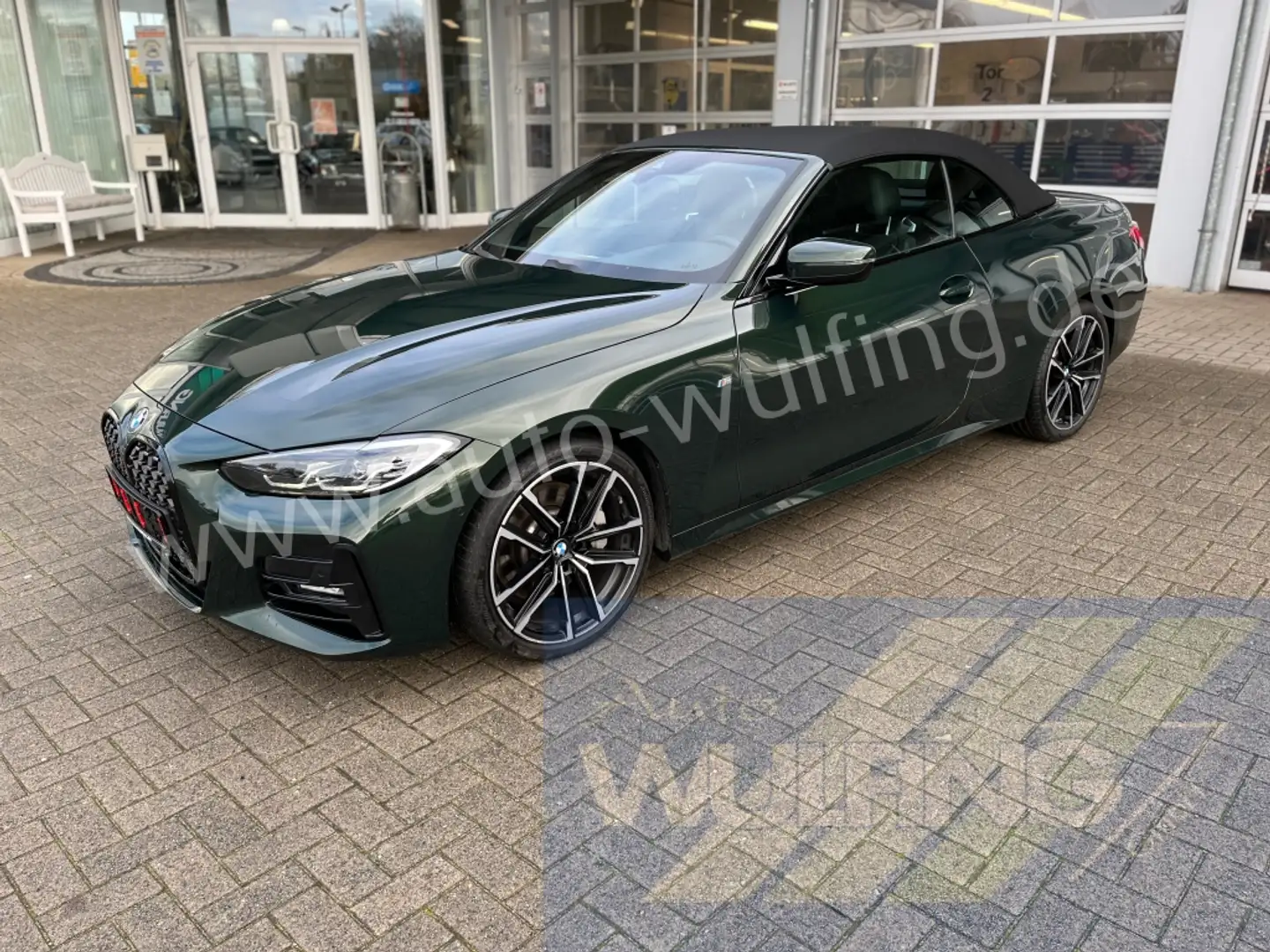 BMW 430 i M-SPORT Autom LED Nackenhzg 19Alu 1.Hd Zelená - 1