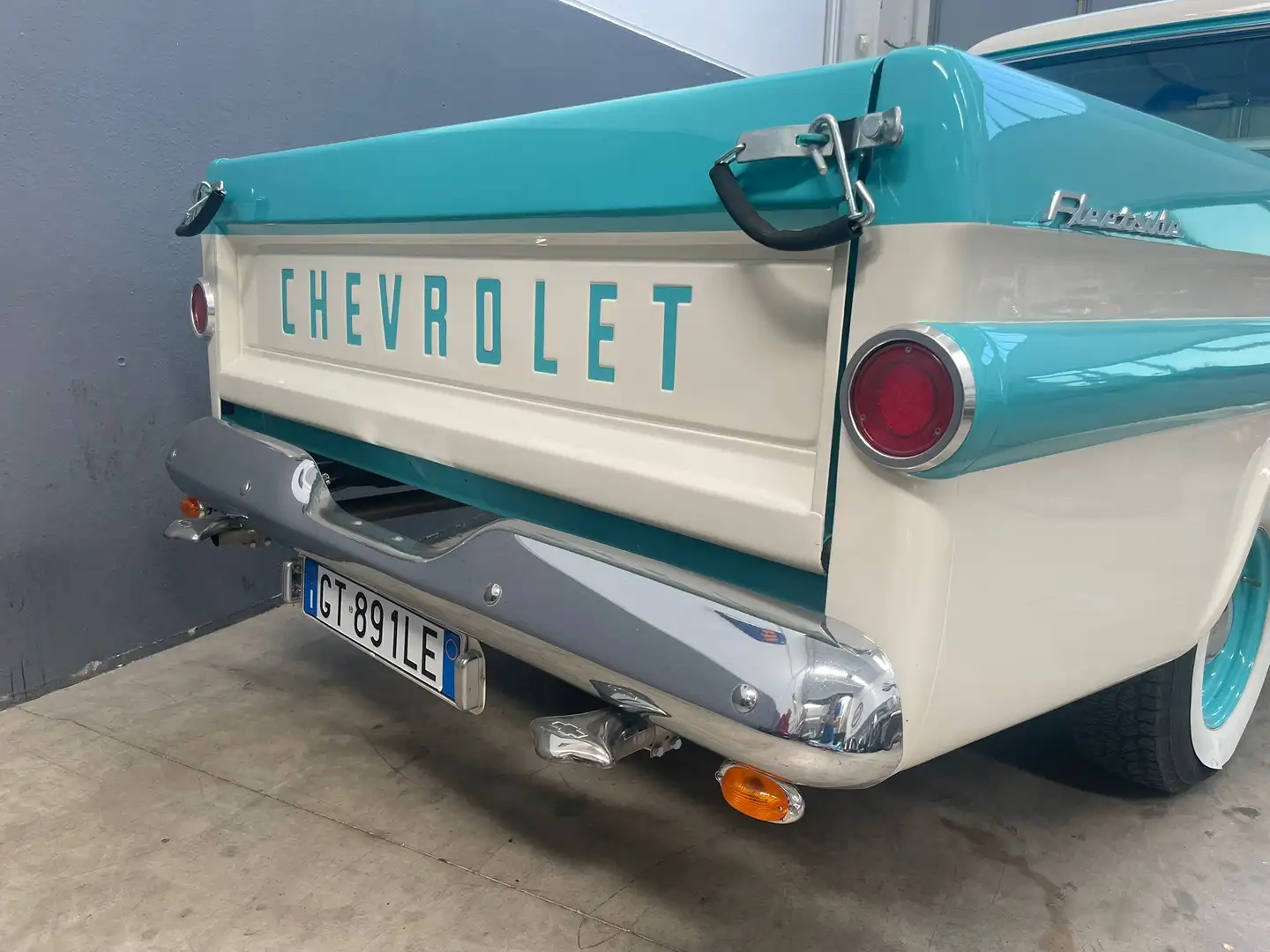 Chevrolet Apache fleetside 4700 v8 - 1