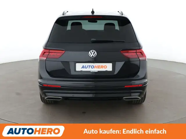 Volkswagen Tiguan Allspace view 5
