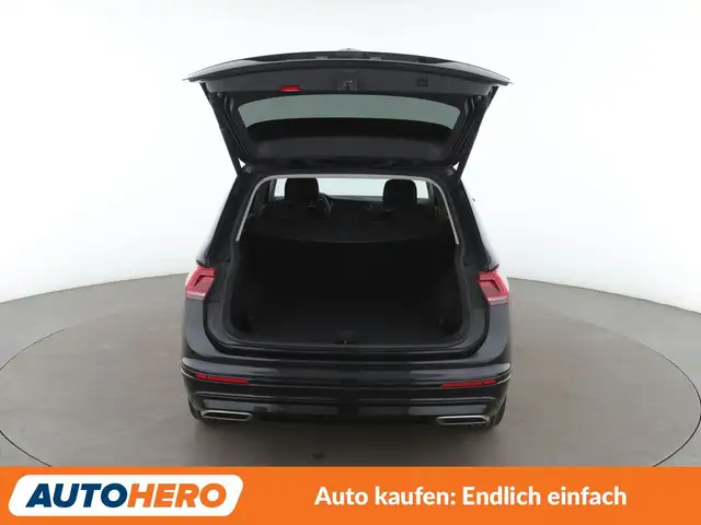Volkswagen Tiguan Allspace view 16