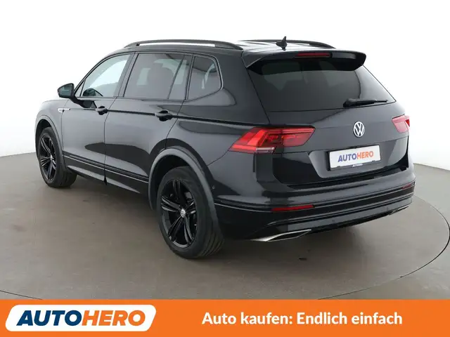 Volkswagen Tiguan Allspace view 4