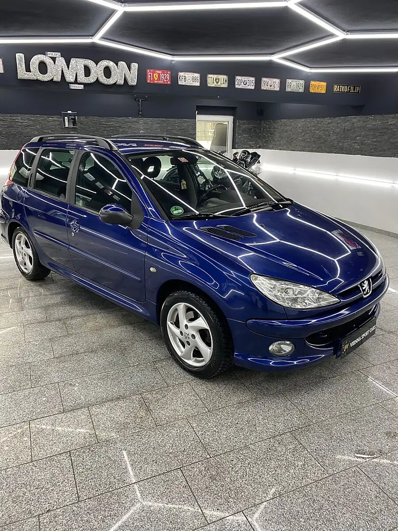 Peugeot 206 SW Sport Premium 1,6 16V Automatik Blau - 1