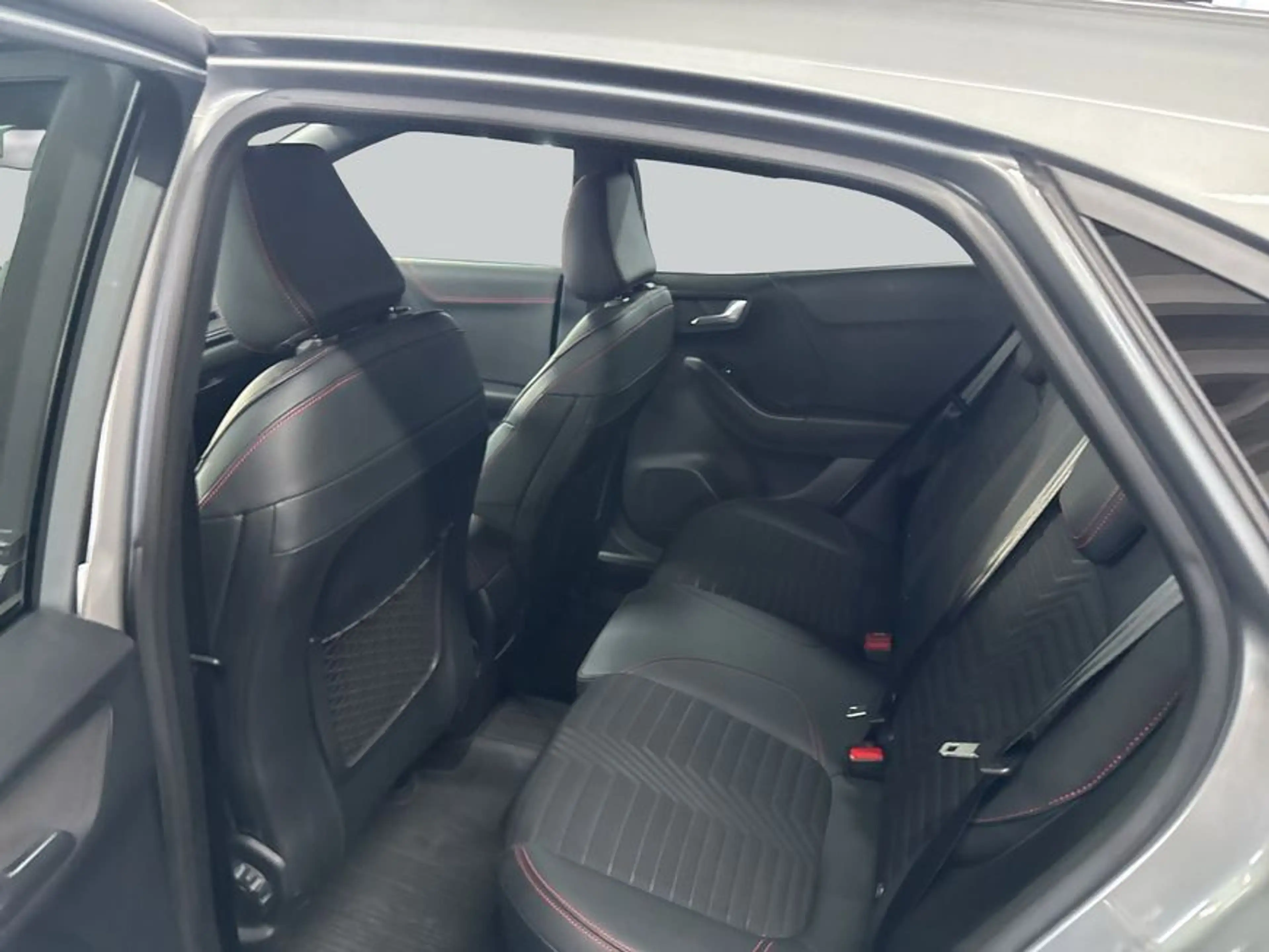 Ford Puma 1.0 EcoBoost Hybrid Aut. ST-LINE X — photo 11