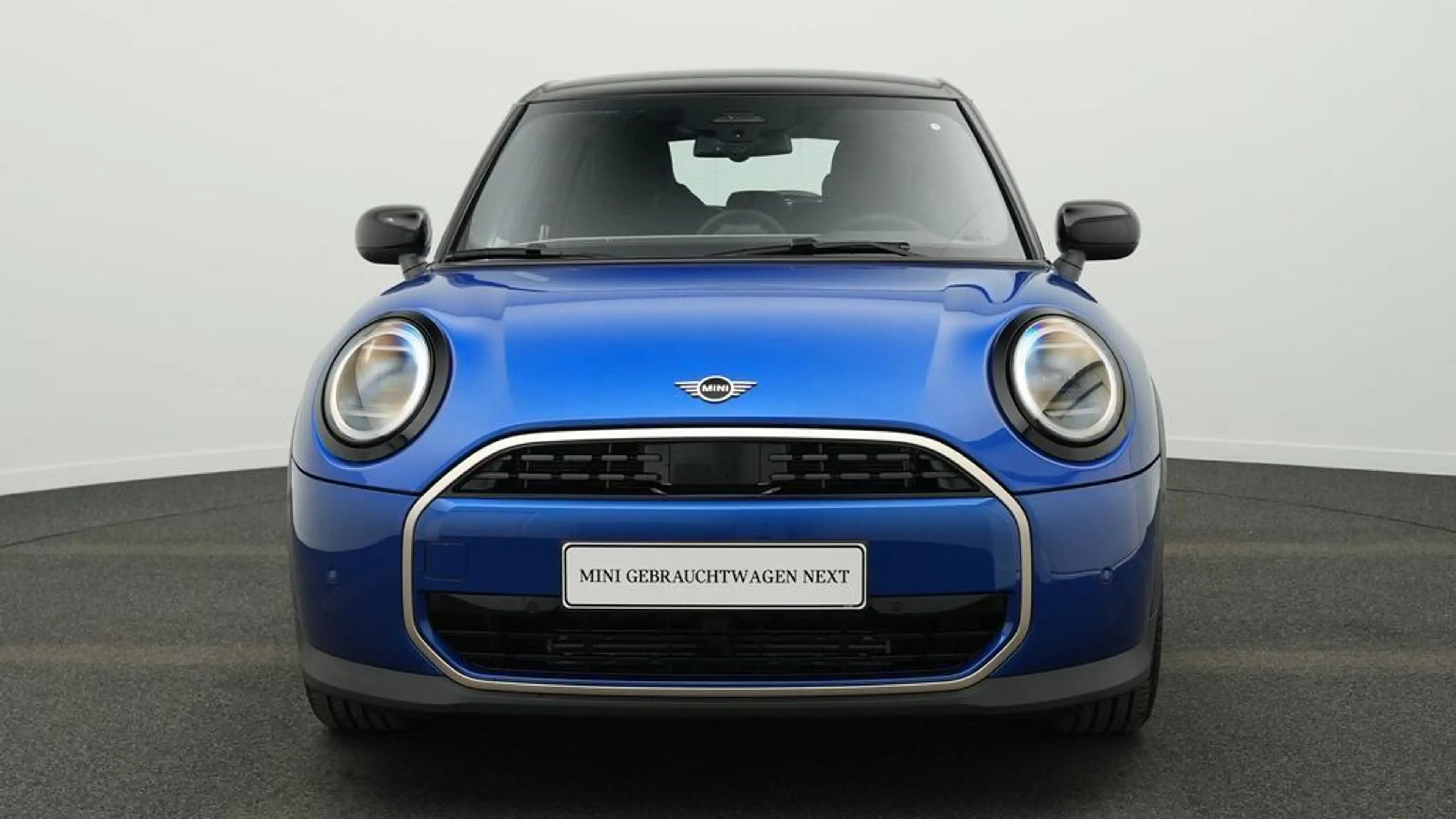 MINI Cooper C Favoured Trim — photo 15