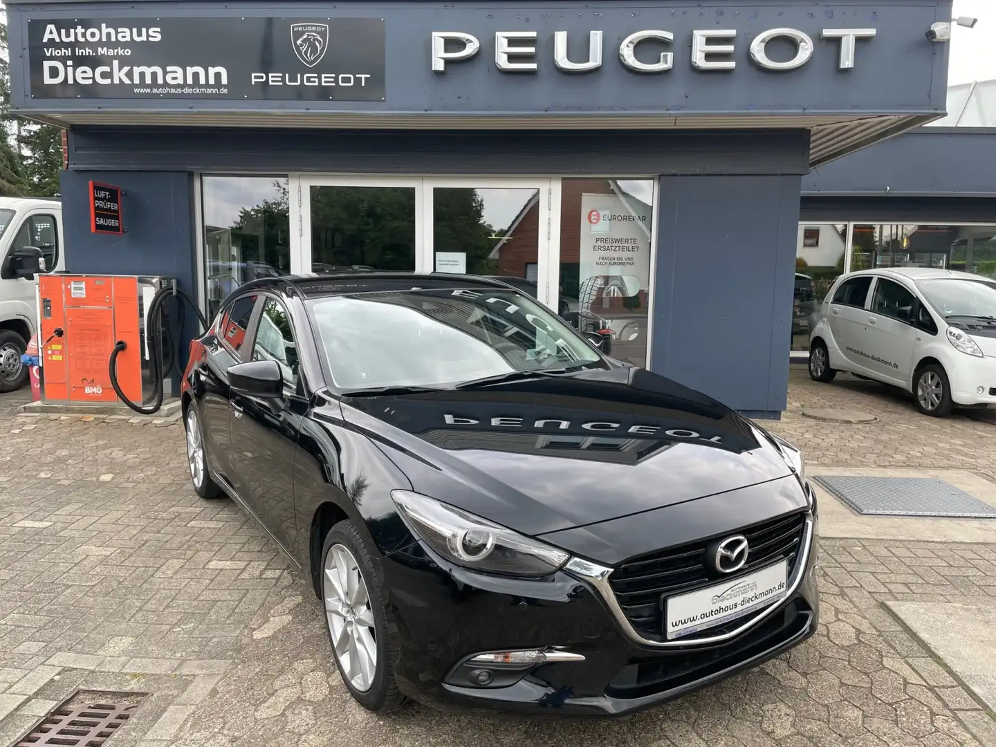 Mazda 3 SKYACTIV-G 120 Sports-Line Schwarz - 1