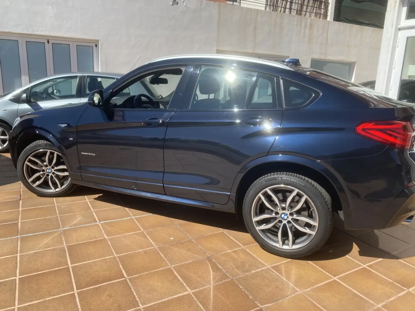 BMW X4 xDrive 20dA Azul - 2