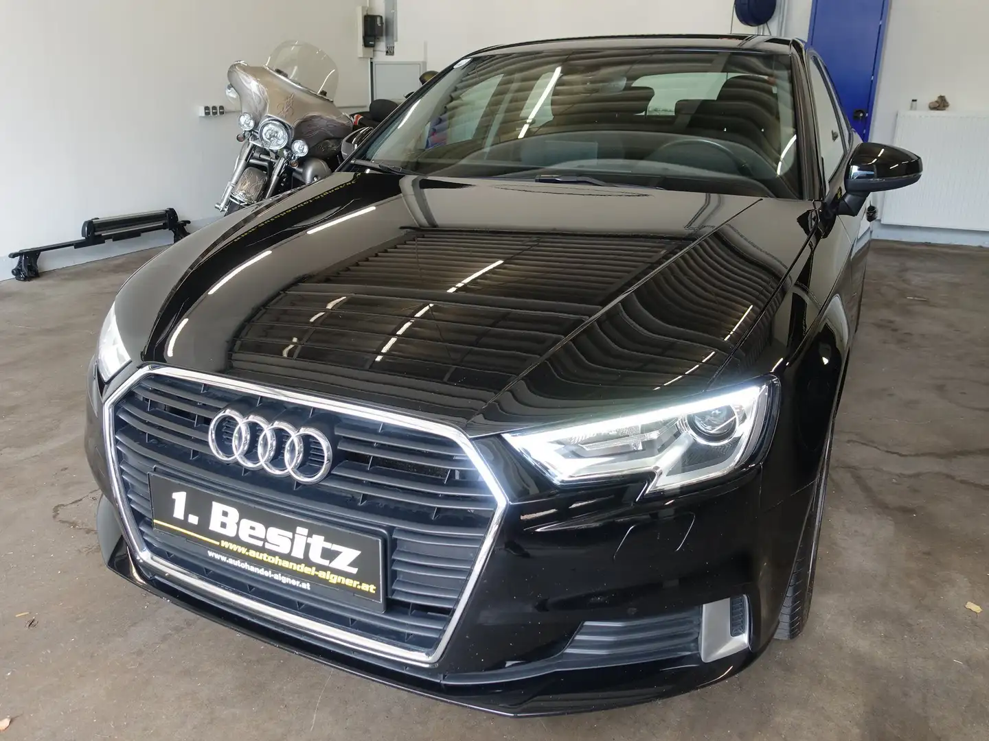 Audi A3 1,4  sport Schwarz - 1
