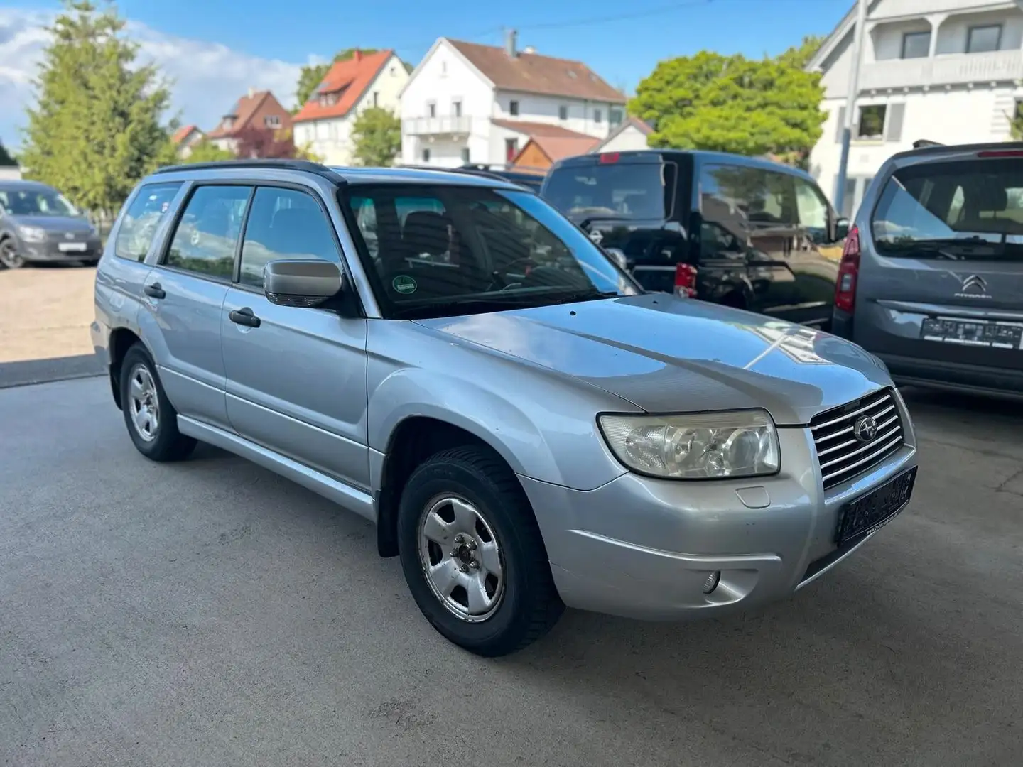 Subaru Forester 2.0X Active Klimaaut.*8-fach BR* Stříbrná - 1