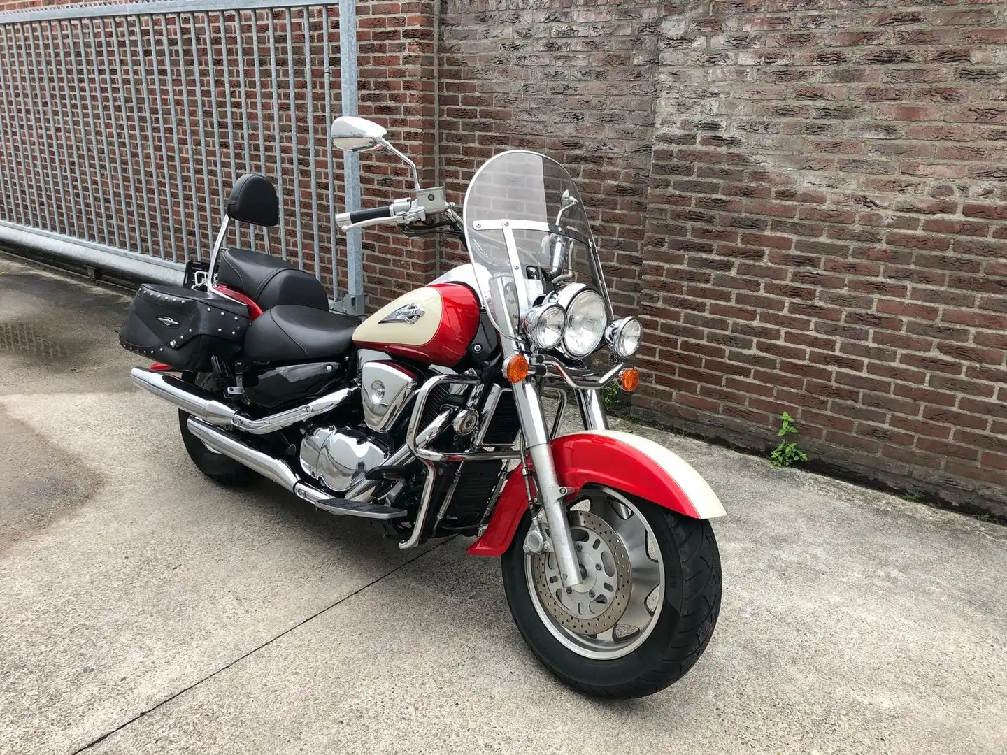 Suzuki VL 1500 - 1