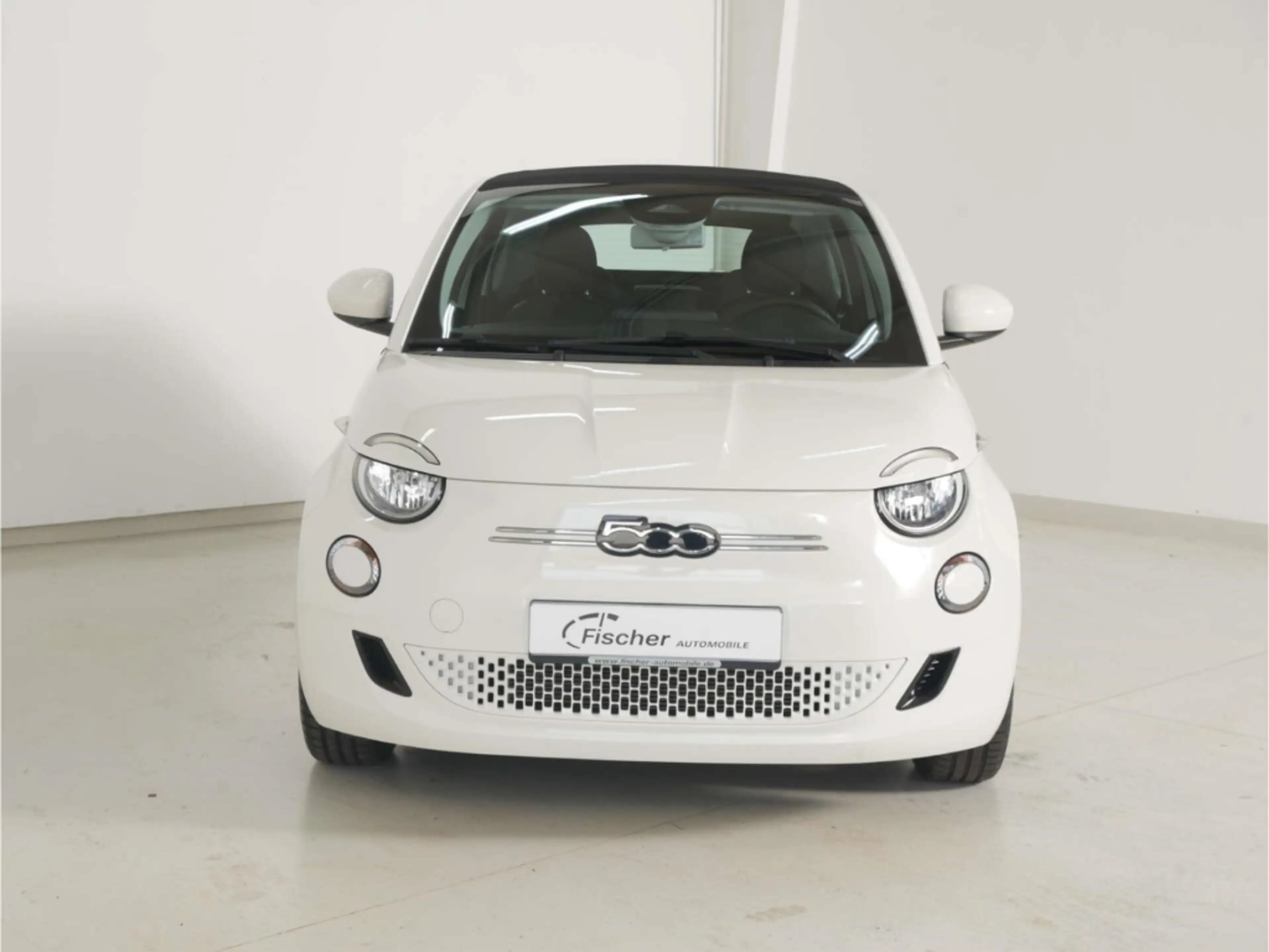 Fiat 500e — photo 3