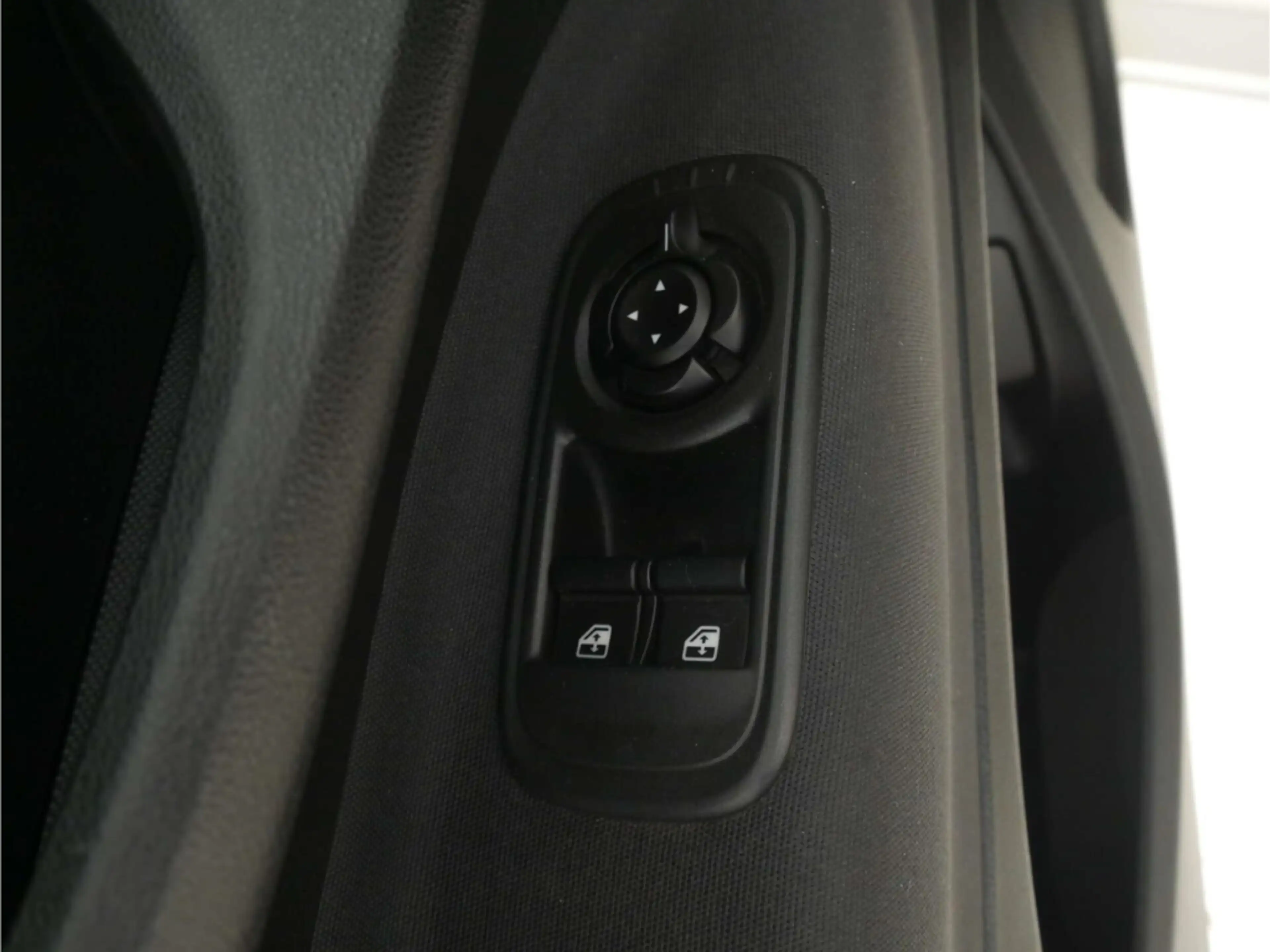 Fiat 500e — photo 17