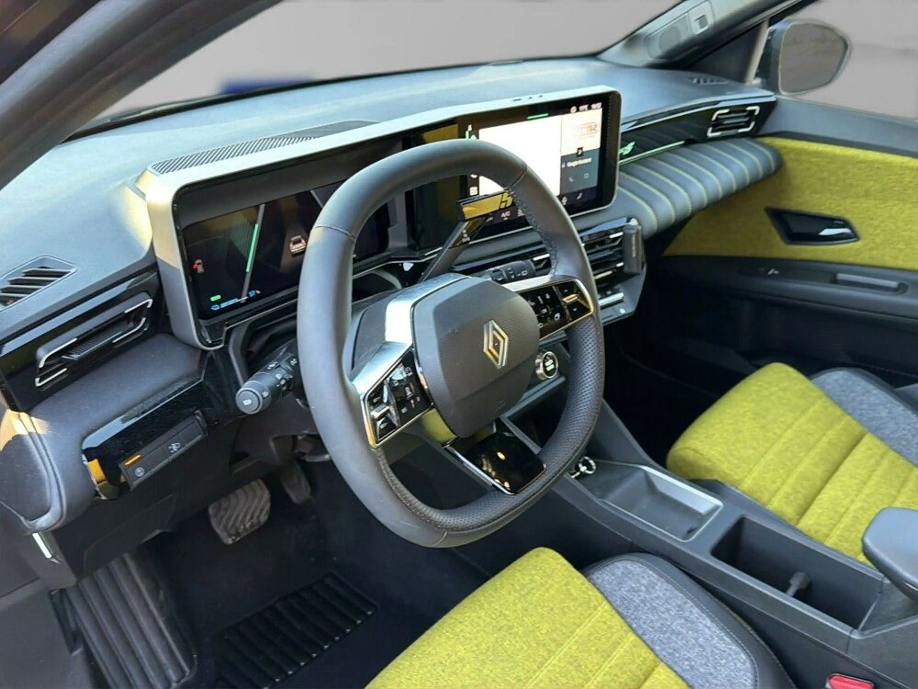 Renault R 5 150 Comfort Range Iconic Unlimited 5 Gold — photo 14