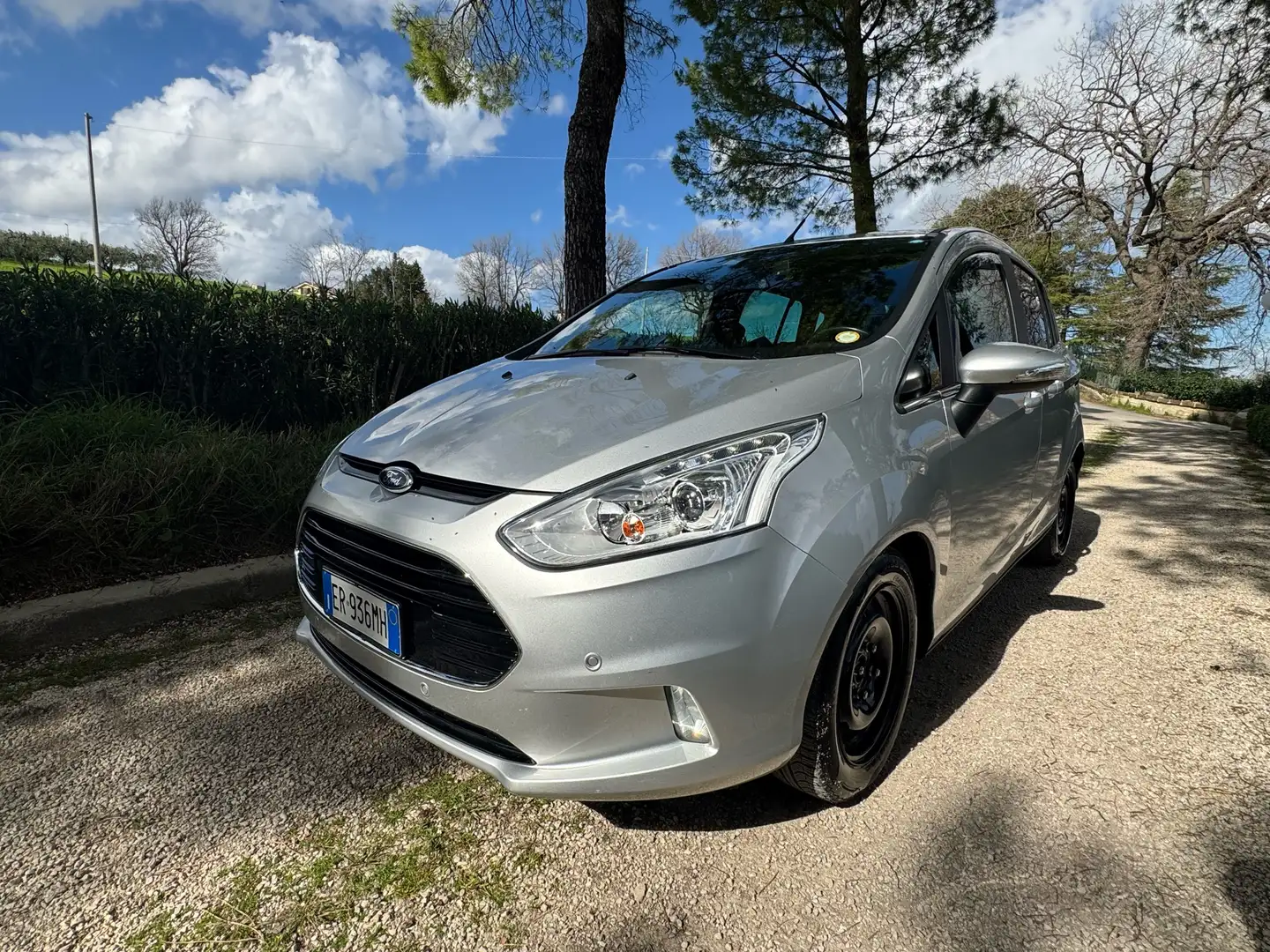 Ford B-Max 1.5 tdci Titanium 75cv Neo Patentati - 2