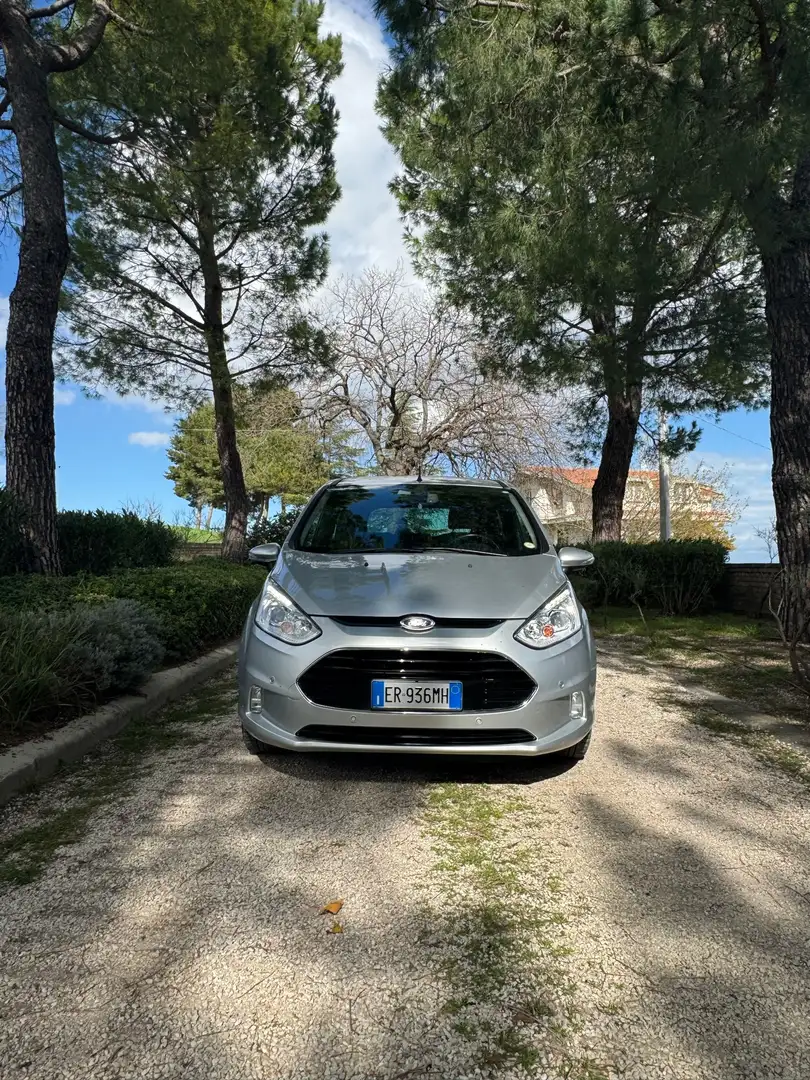 Ford B-Max 1.5 tdci Titanium 75cv Neo Patentati - 1