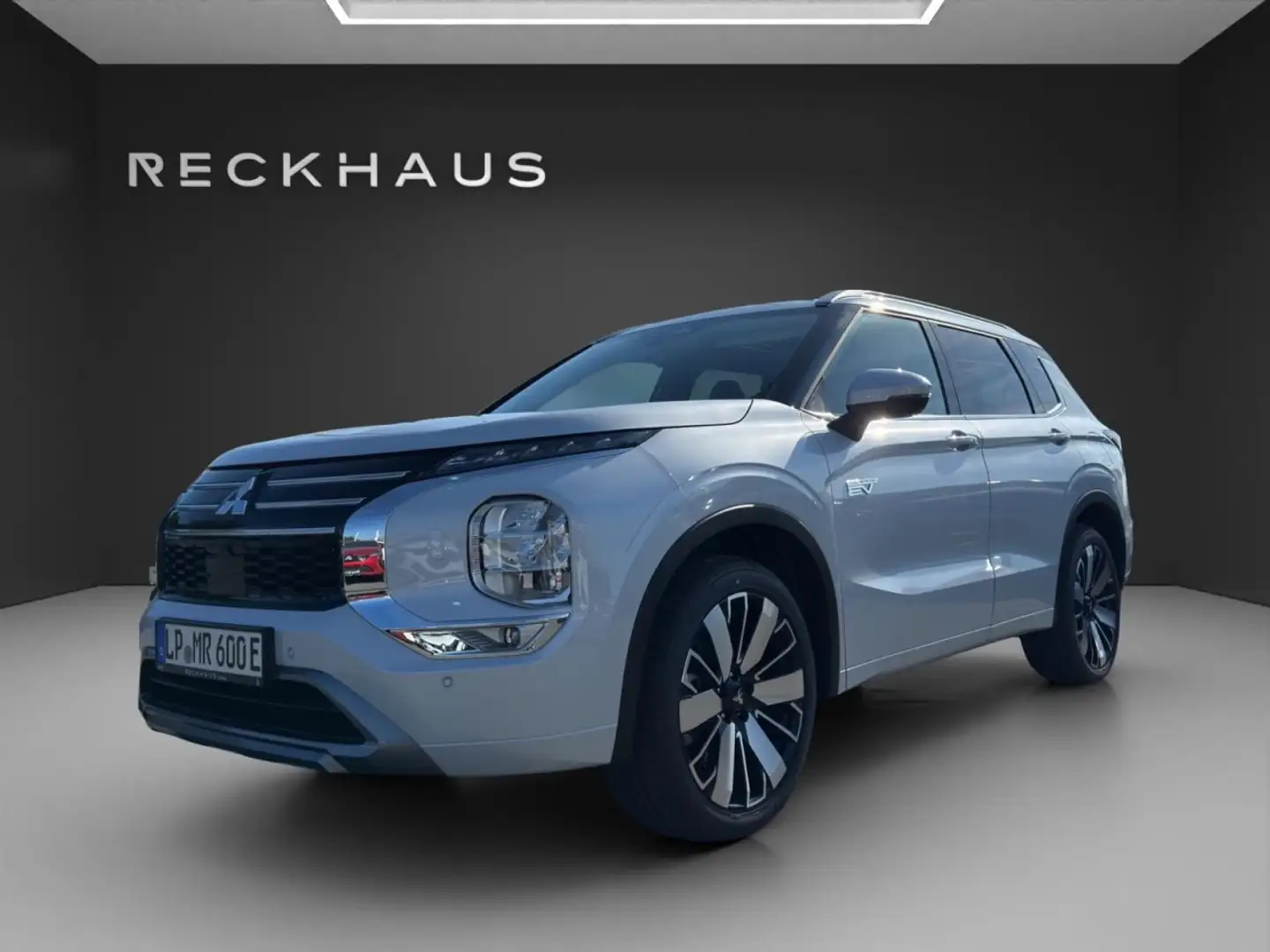 Mitsubishi Outlander Plug-in Hybrid TOP 2,4l Klima Navi Leder Weiß - 1