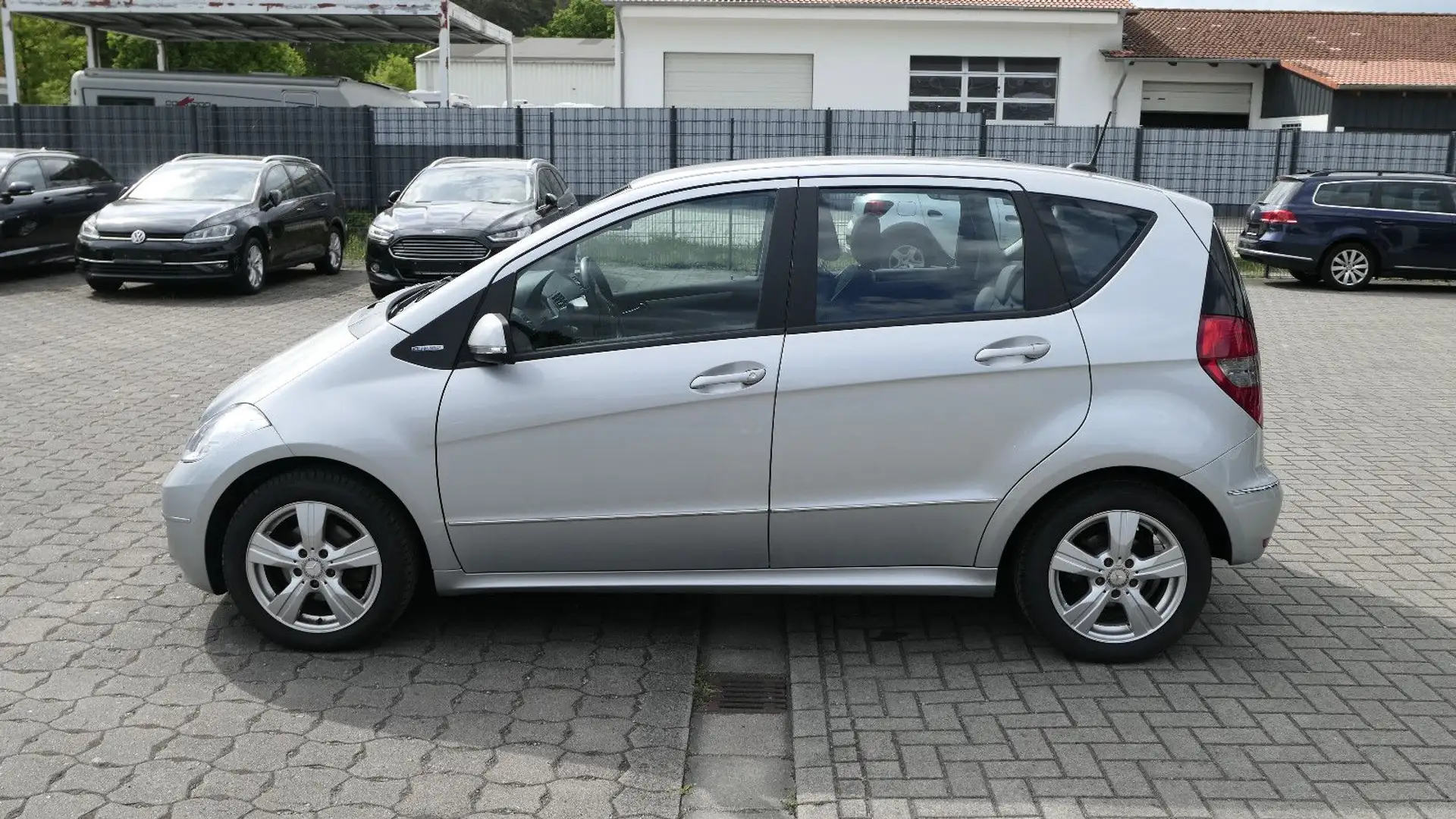 Mercedes-Benz A 160 Klima/Teilleder/MFultifunktionsLenkrad Silber - 2