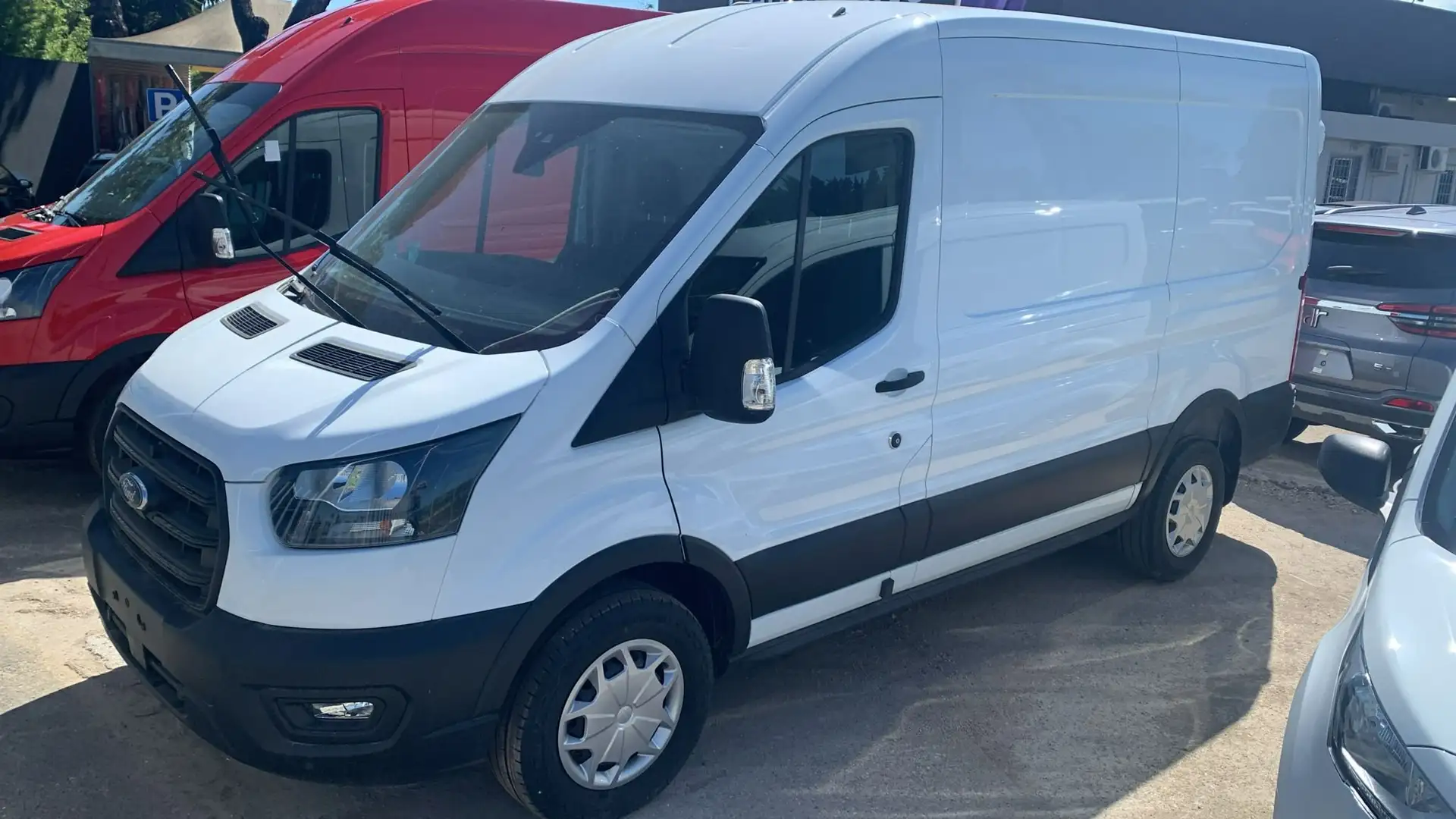 Ford Transit 2.0 tdci 130cv trend l2h2 e6.2 Bianco - 1