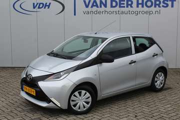 1.0-70pk VVT-i x-fun 5drs. Keurige Toyota Aygo 5dr