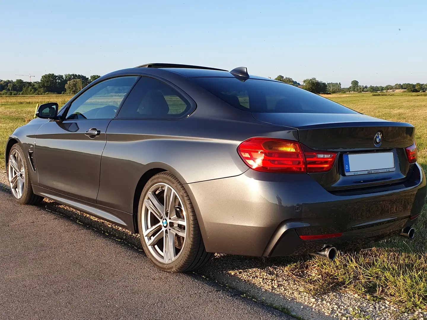 BMW 440 4er Coupe 440i Coupe M Sport Grau - 2