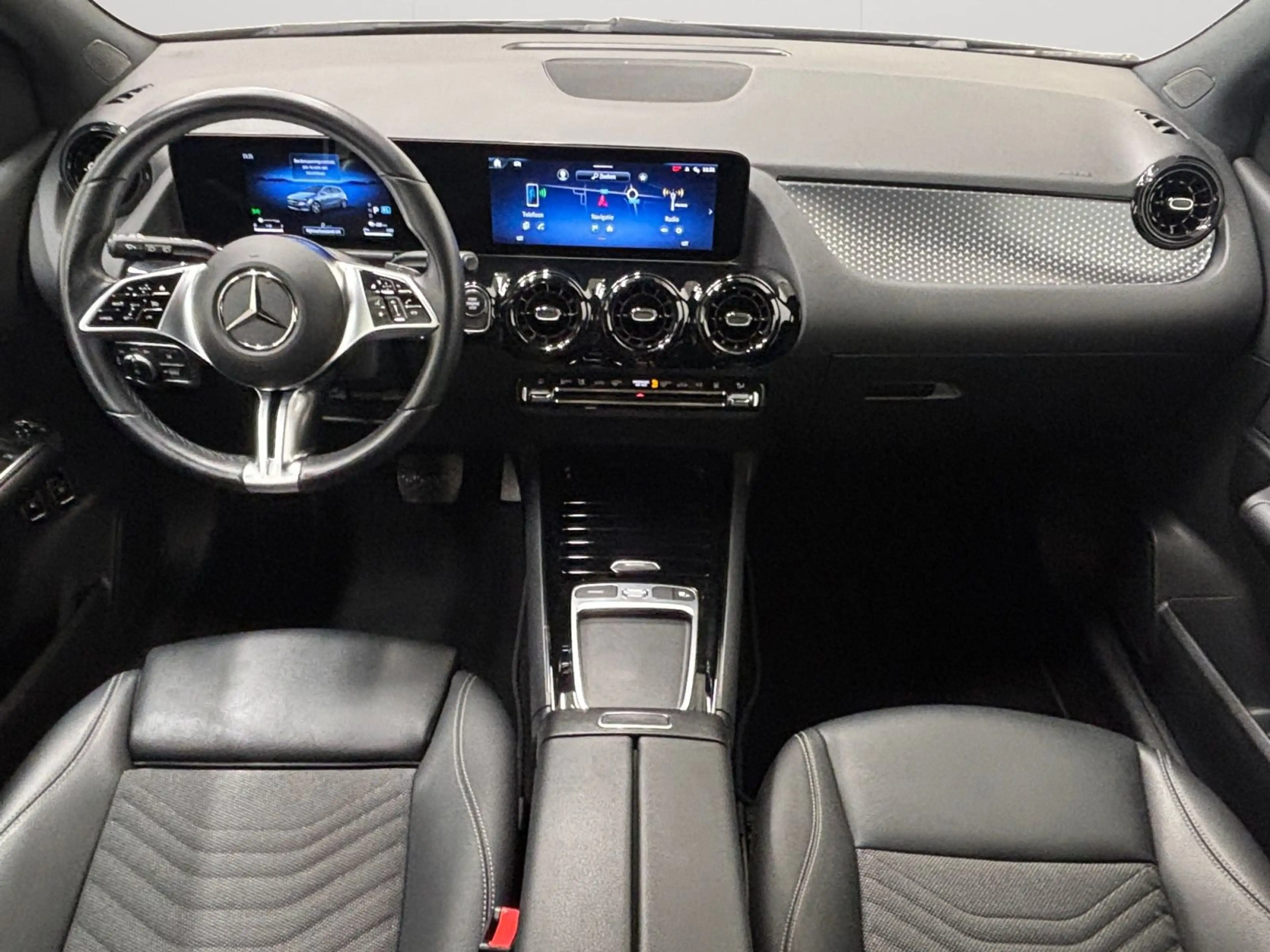 Mercedes-Benz B 160 250e 8G-DCT Business Line Zetelverwarming GPS Camera — photo 6