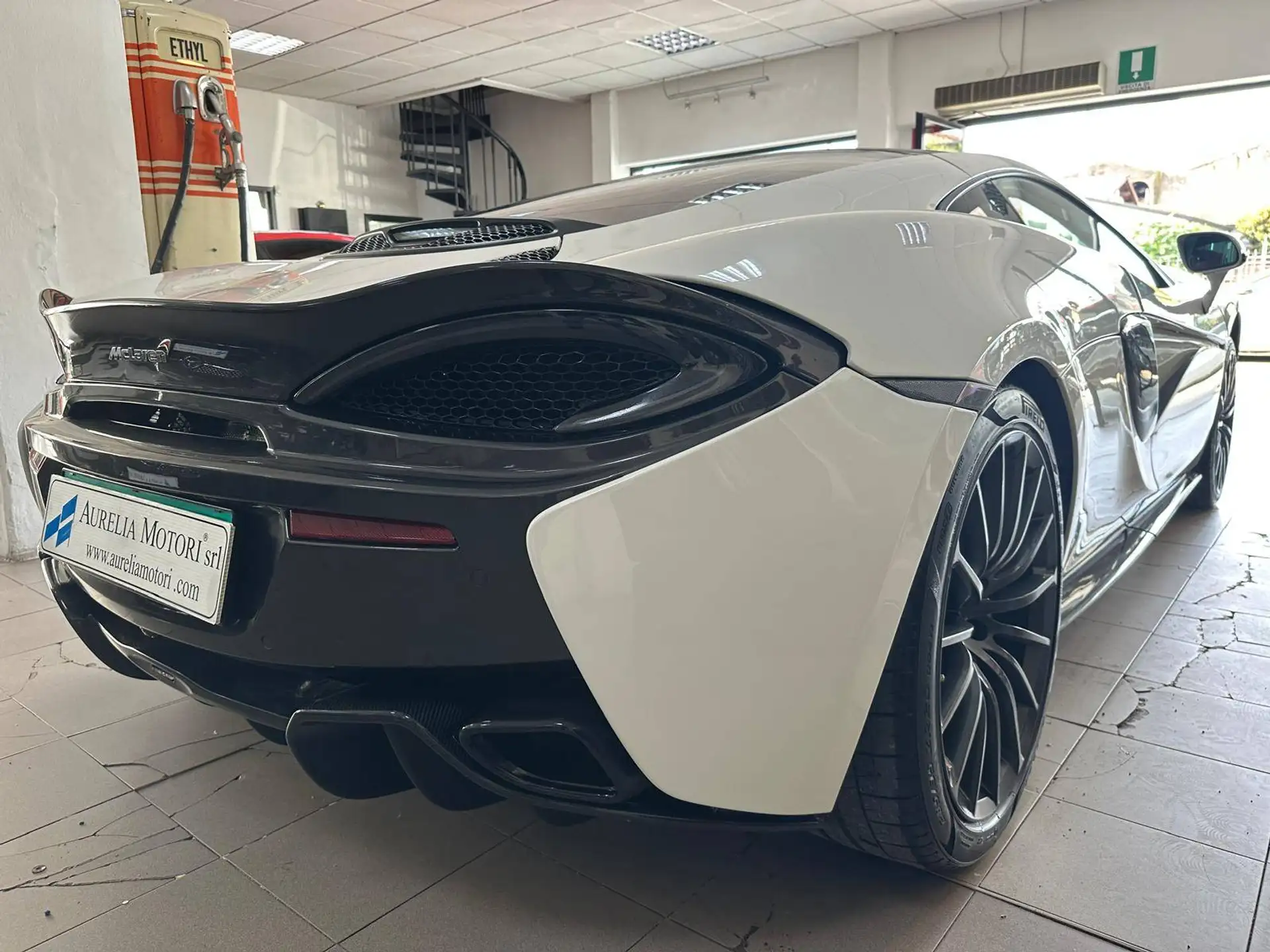 맥라렌 570GT 570 2016 흰색 사진 7