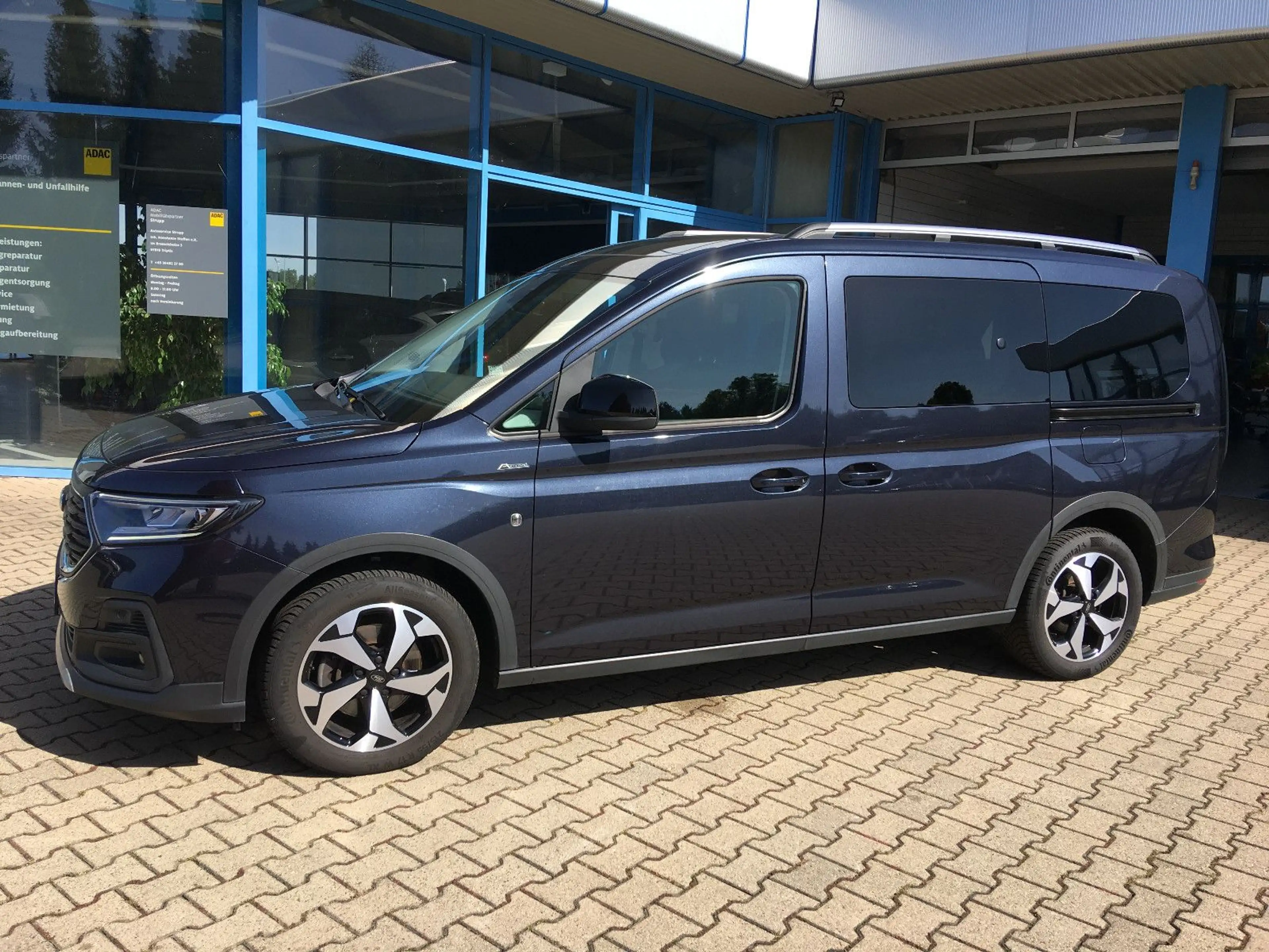 Ford Grand Tourneo Tourneo Connect L2 Aut. Active/AHK/LED/SHZ/Dach — photo 2