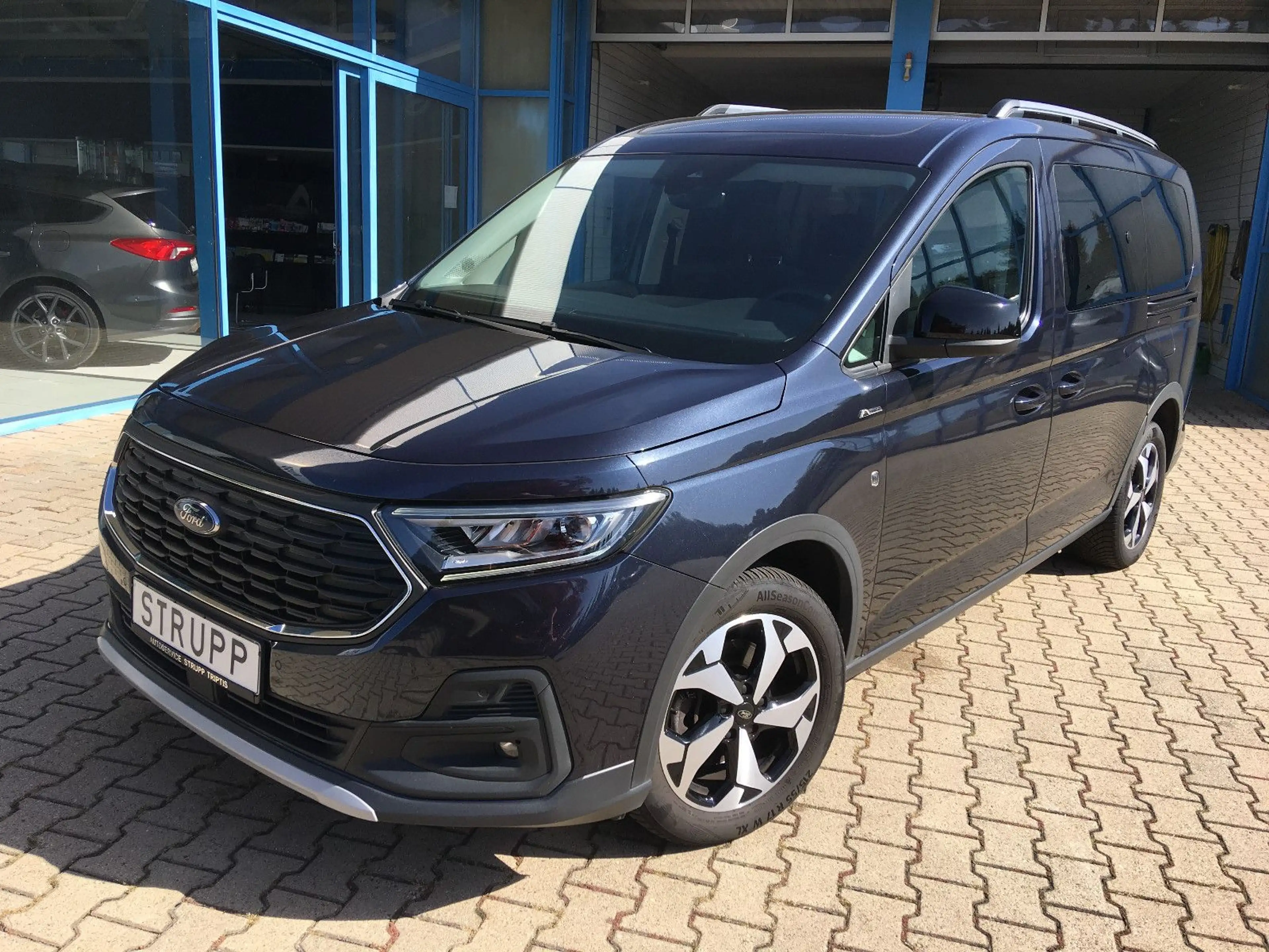 Ford Grand Tourneo Tourneo Connect L2 Aut. Active/AHK/LED/SHZ/Dach